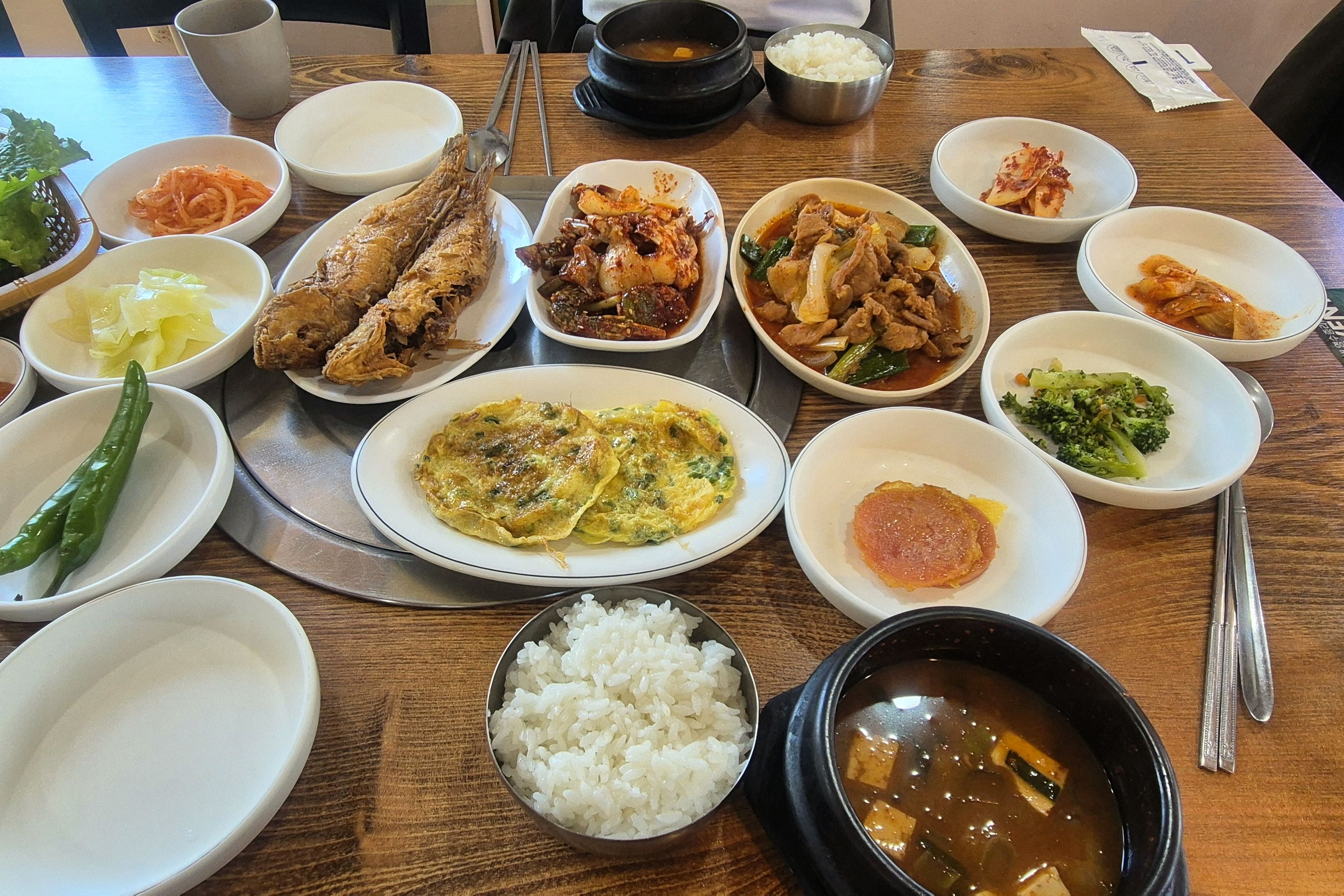 푸짐하고 맛있고 정말 좋아요 추천합니다👍👍♥️ - 제주 맛집 고은물식당 제주산방산점
