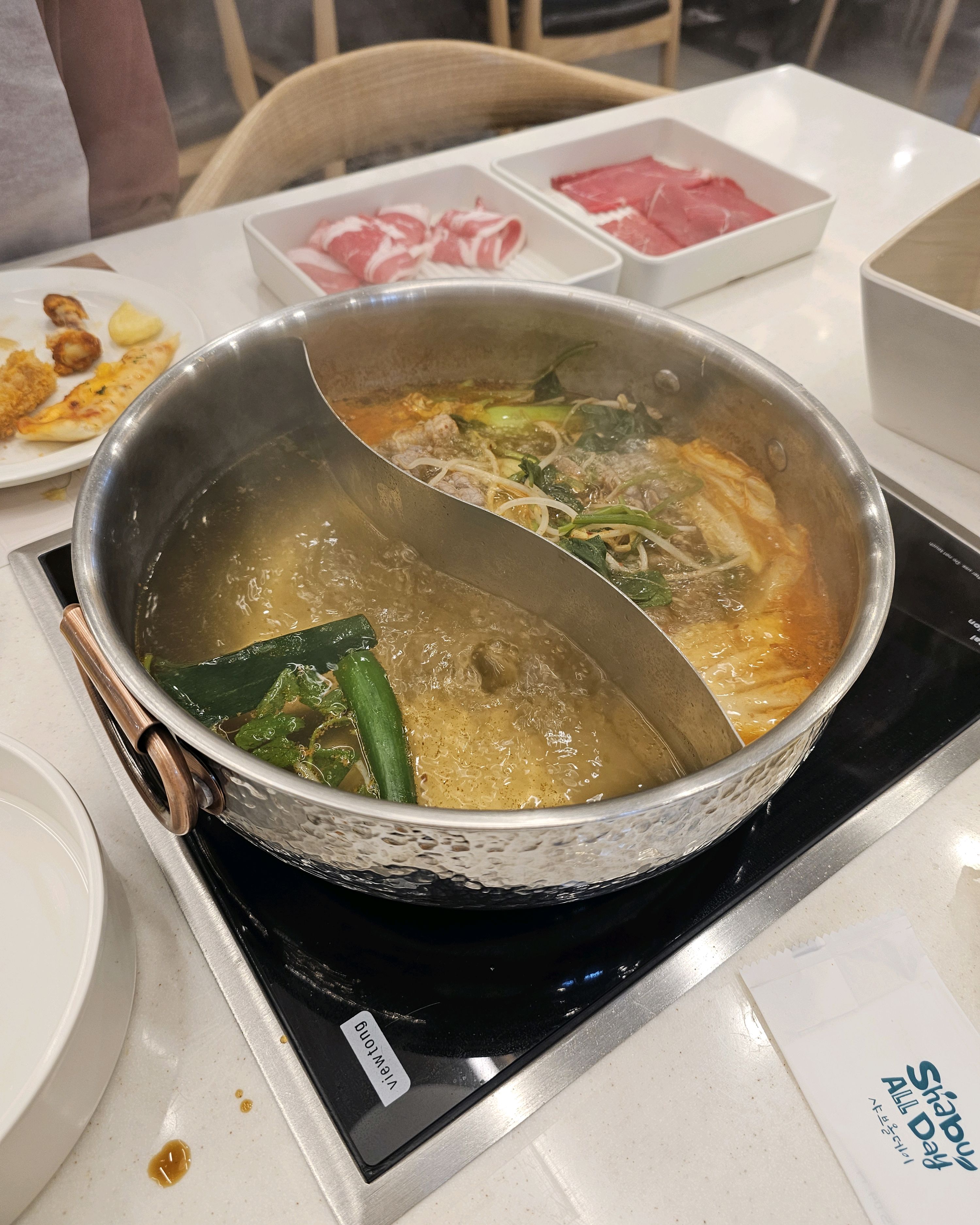 샤브올데이 요새 유행이라길래 처음 와봤습니다. - 의정부 민락 맛집 샤브올데이 의정부민락점