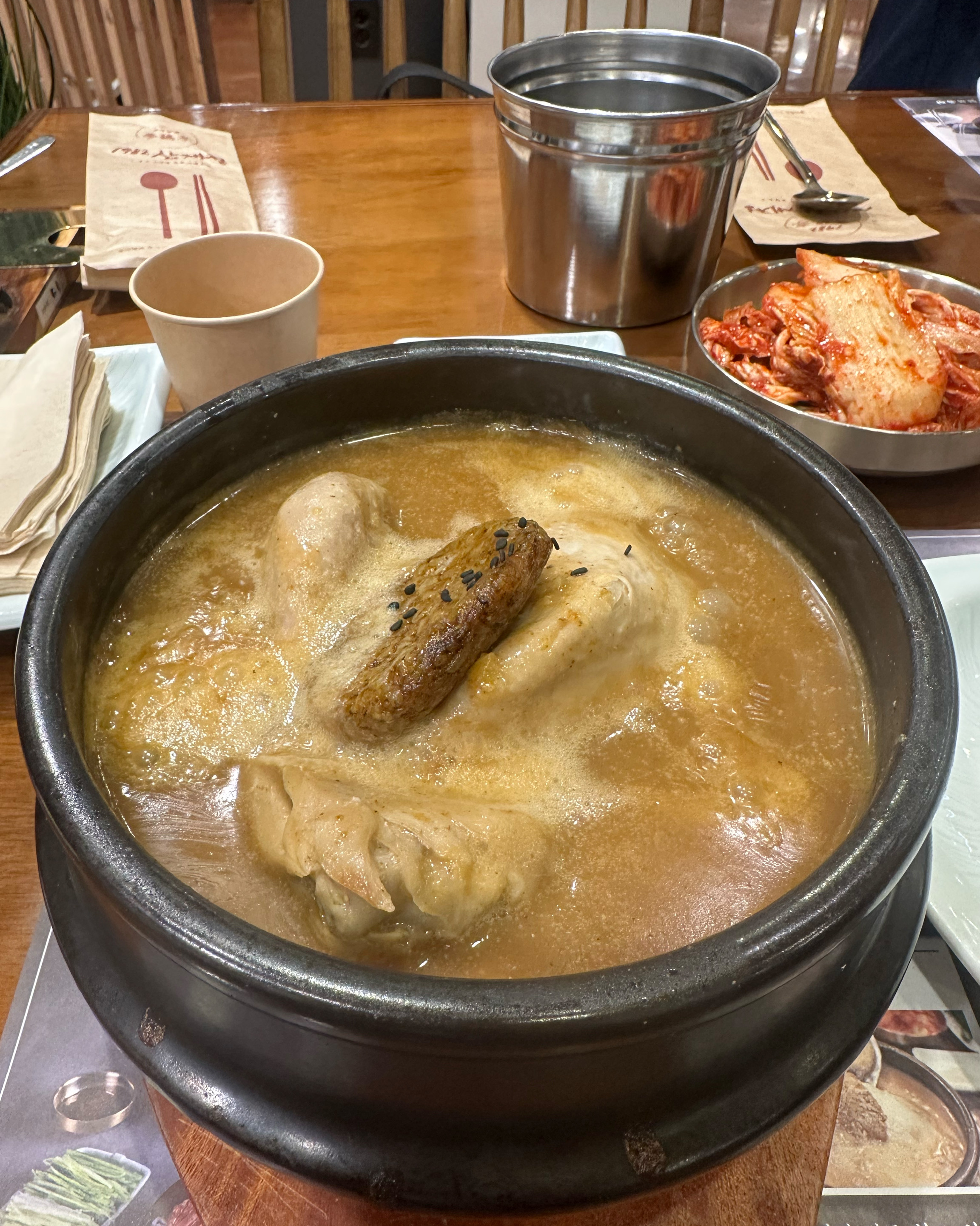 어버이날은 붐빌거 같아 미리 부모님 모시고 왔는데 음식을 보기만해도 건강해지는것 같네요 - 인천 맛집 1982삼계정 부평 본점