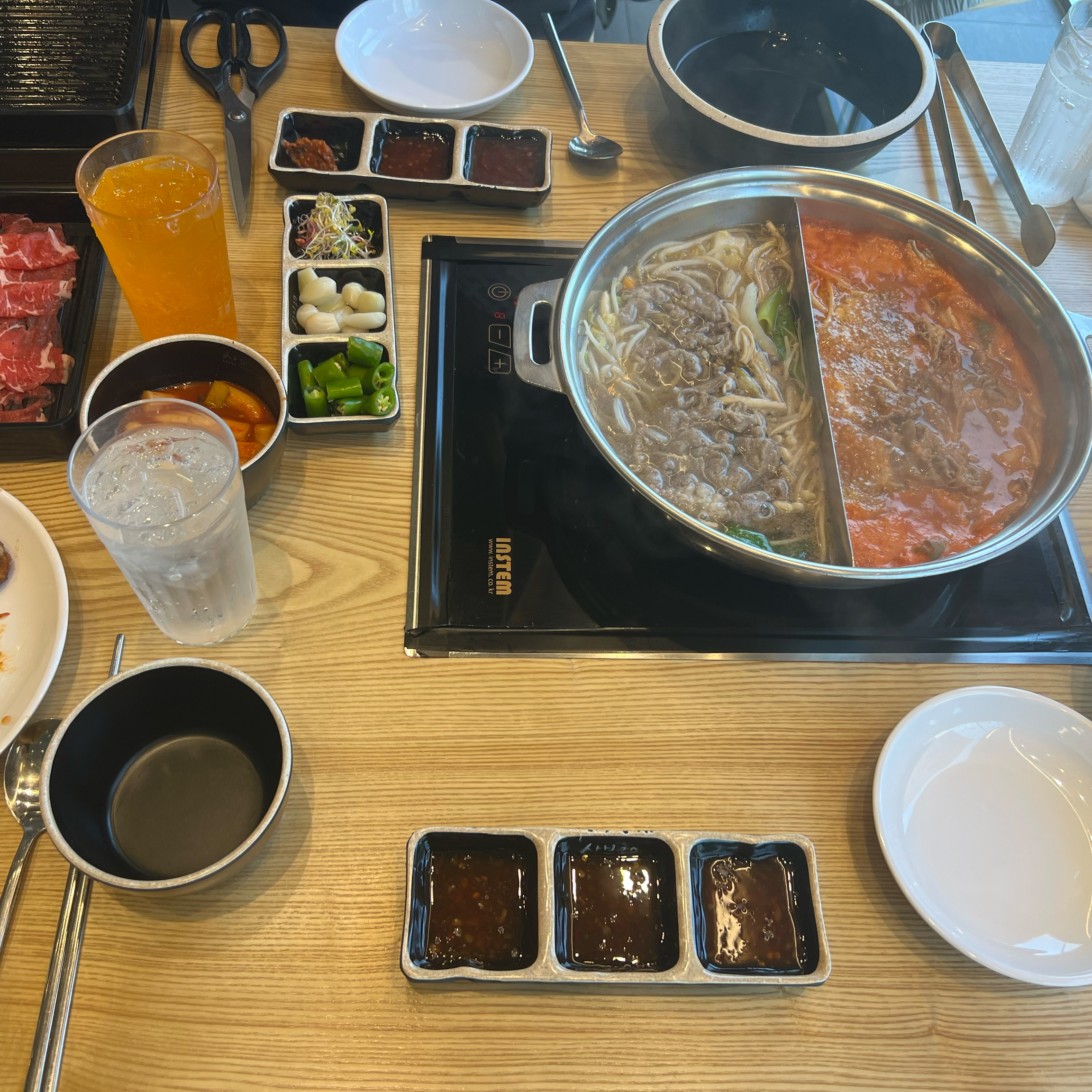 첫방문이에요 - 성정동 맛집 샤브20 천안두정점
