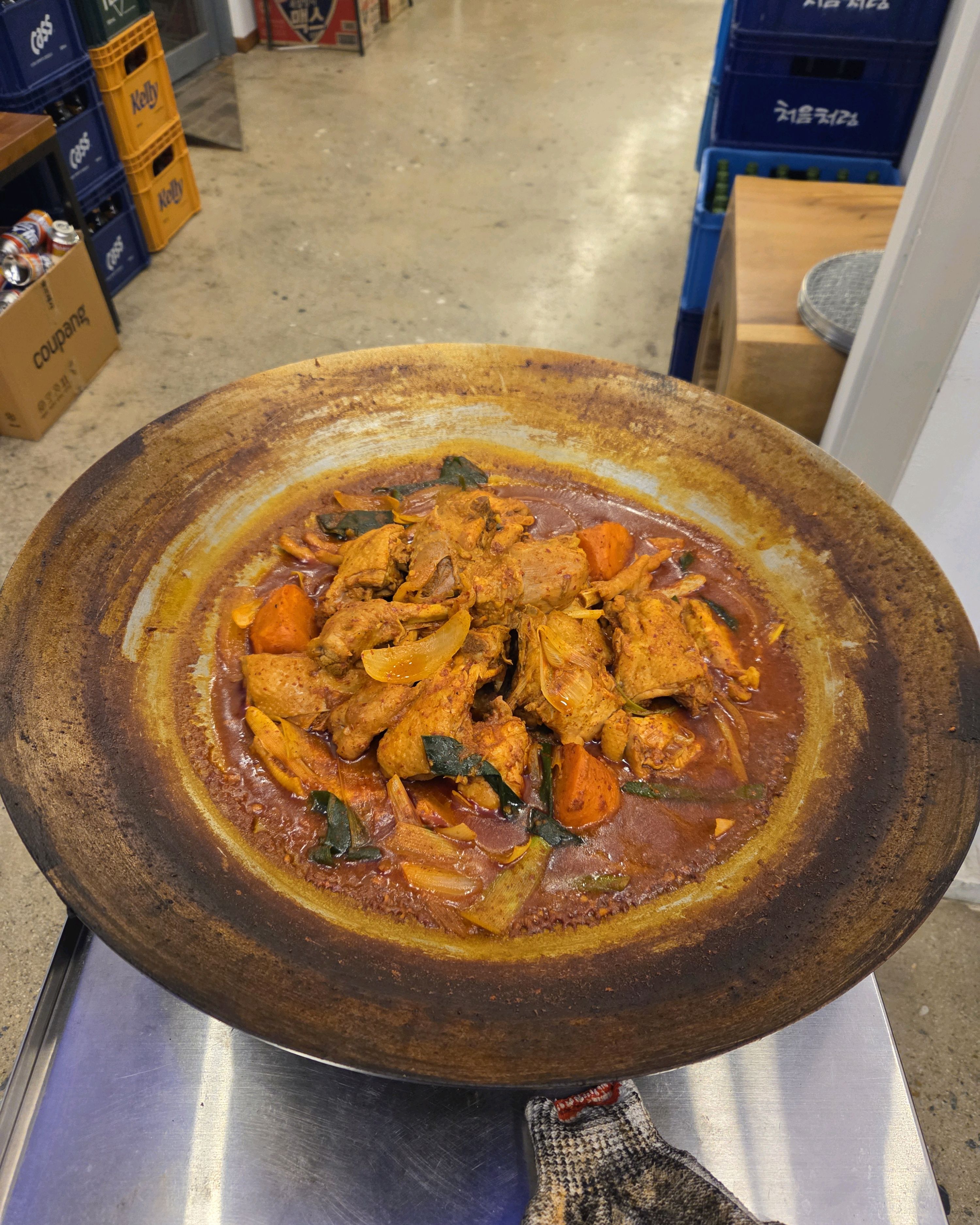 닭볶음탕먹으러.현충원 맛집 - 대전 맛집 솥뚜껑 본가 수피아