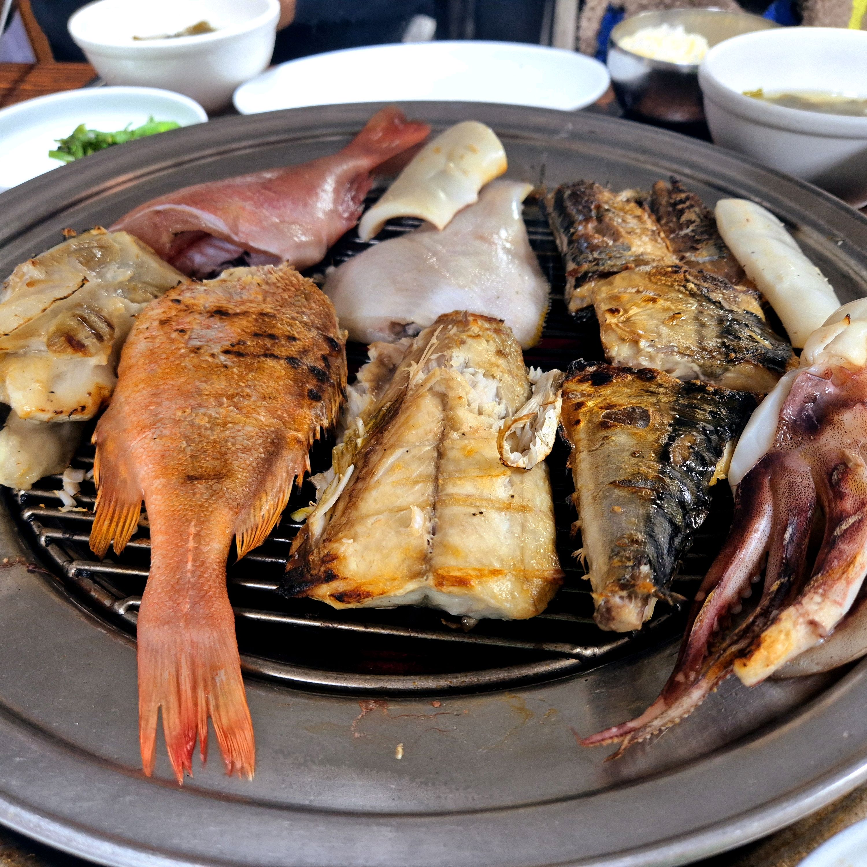 아이들과 방문햐서 먹고 갑니다 - 아바이마을 맛집 88생선구이