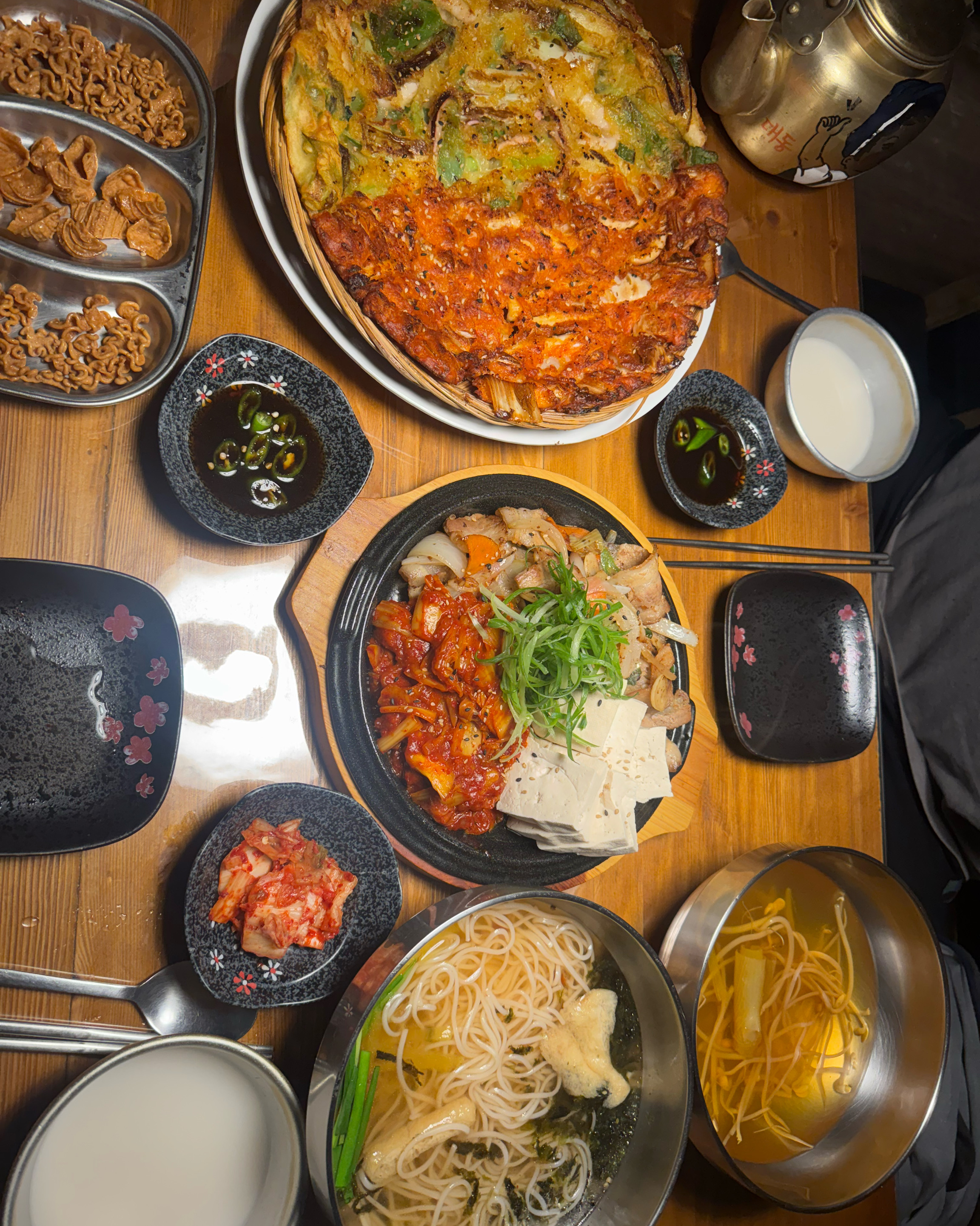 날씨도흐리고 - 불당동 맛집 대동국수 천안불당점