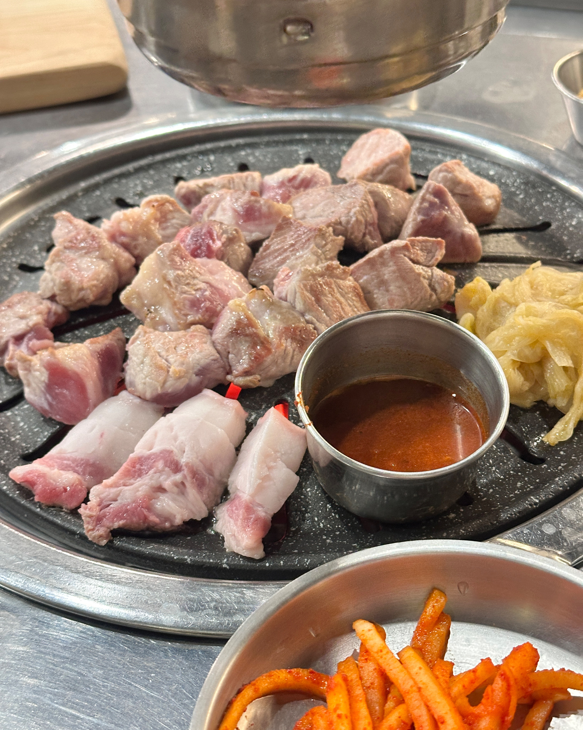 진해에서 멀리 왔는데 너무 맛있어요!!! - 제주 맛집 문치비 서귀포신시가지점