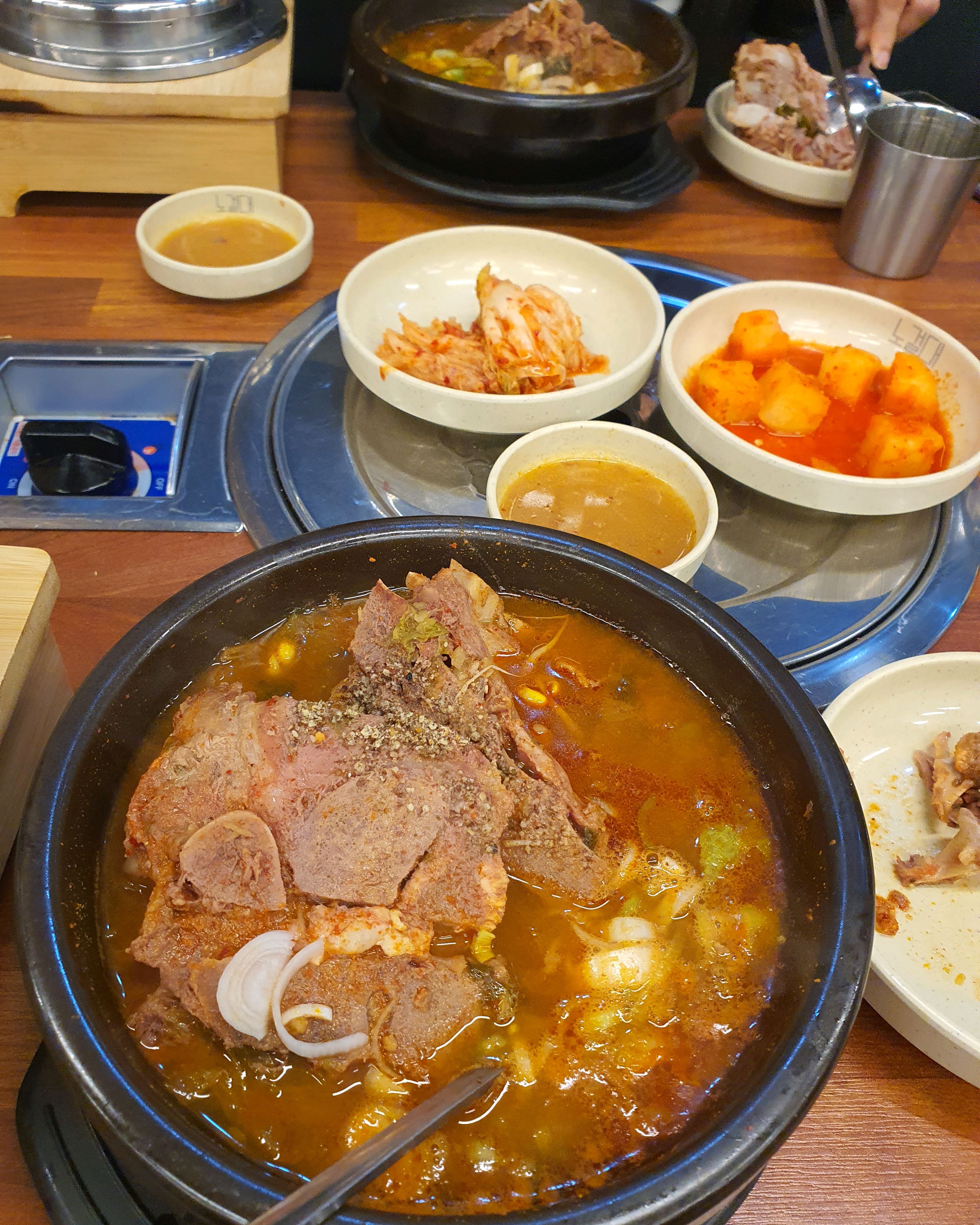 2번째 재방문 24시간 영업이라서 좋아요. - 불당동 맛집 노걸대감자탕 불당점