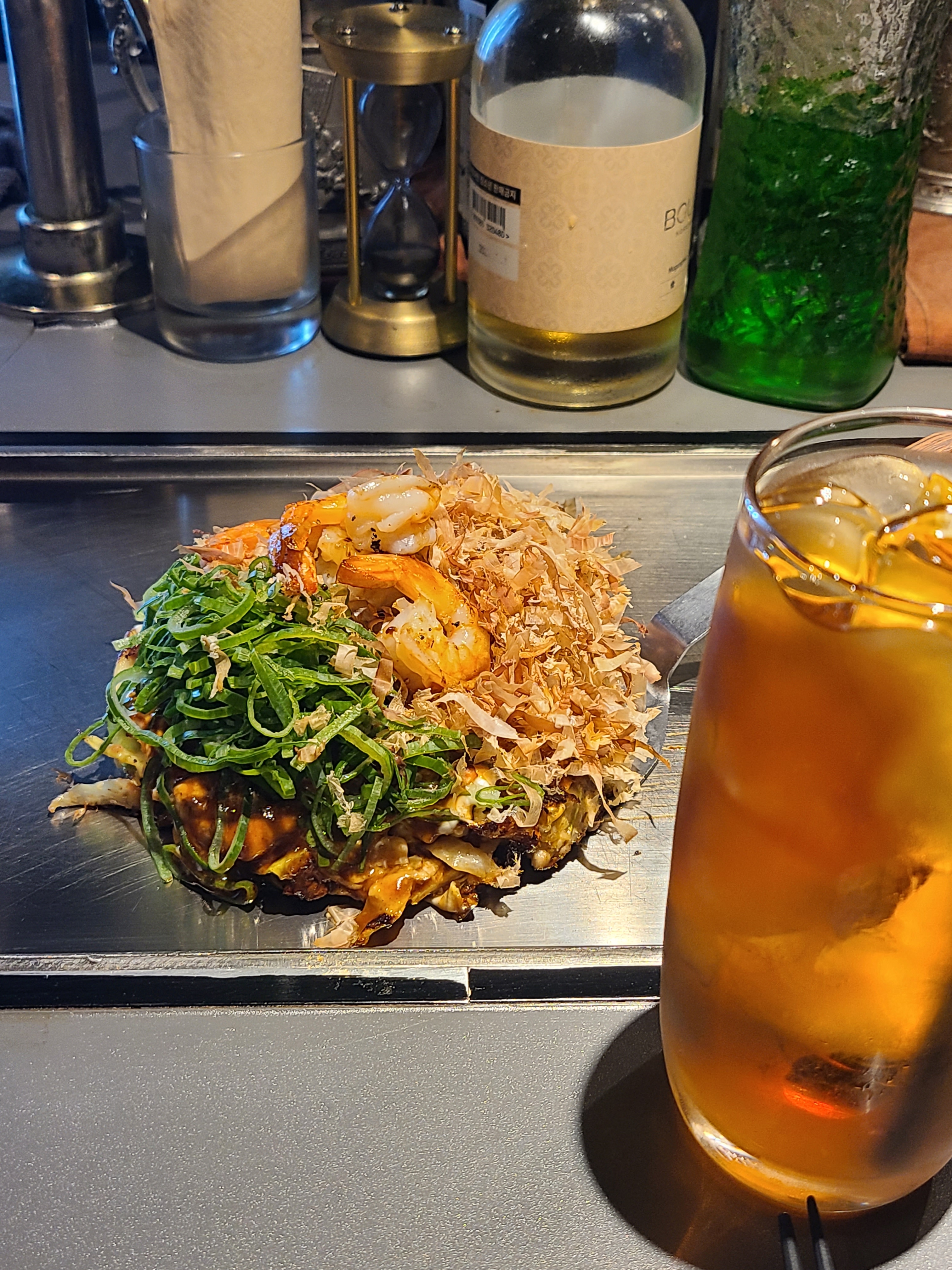 오코노미야키로 유명하다는 오시! 지도에 찜해놨다가 오늘 드디어 와봤어요 혼자 온 거기도 하