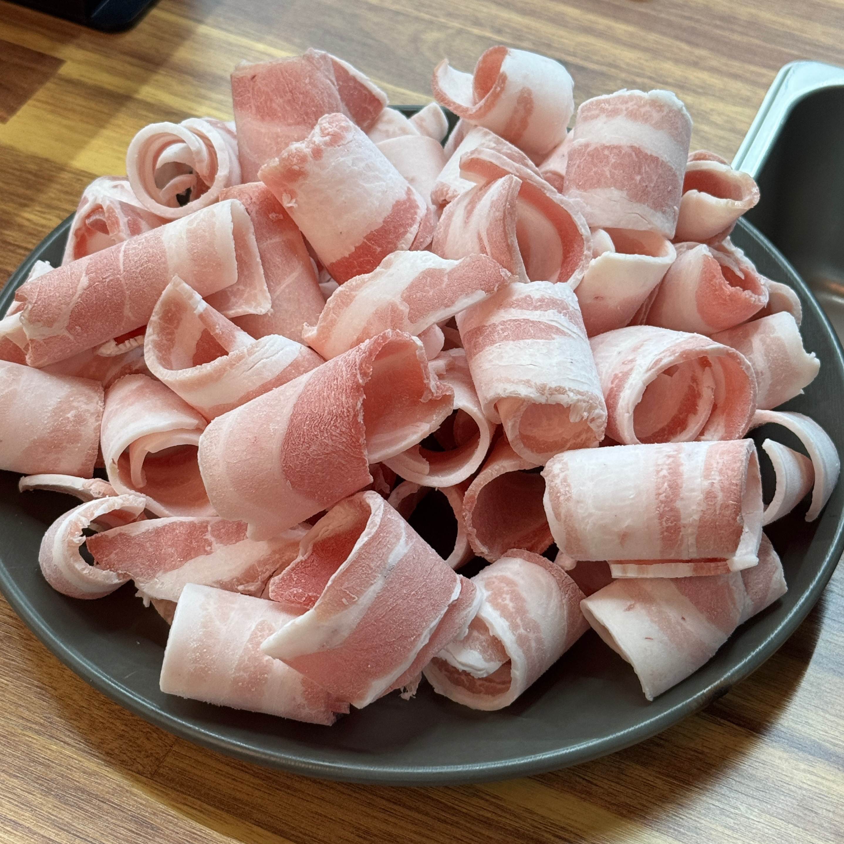 대패삼겹살 맛집이에요..🥹❤️ 존맛... 대식가 둘이서 1000g이나 흡입했네요!!ㅋㅋ 고