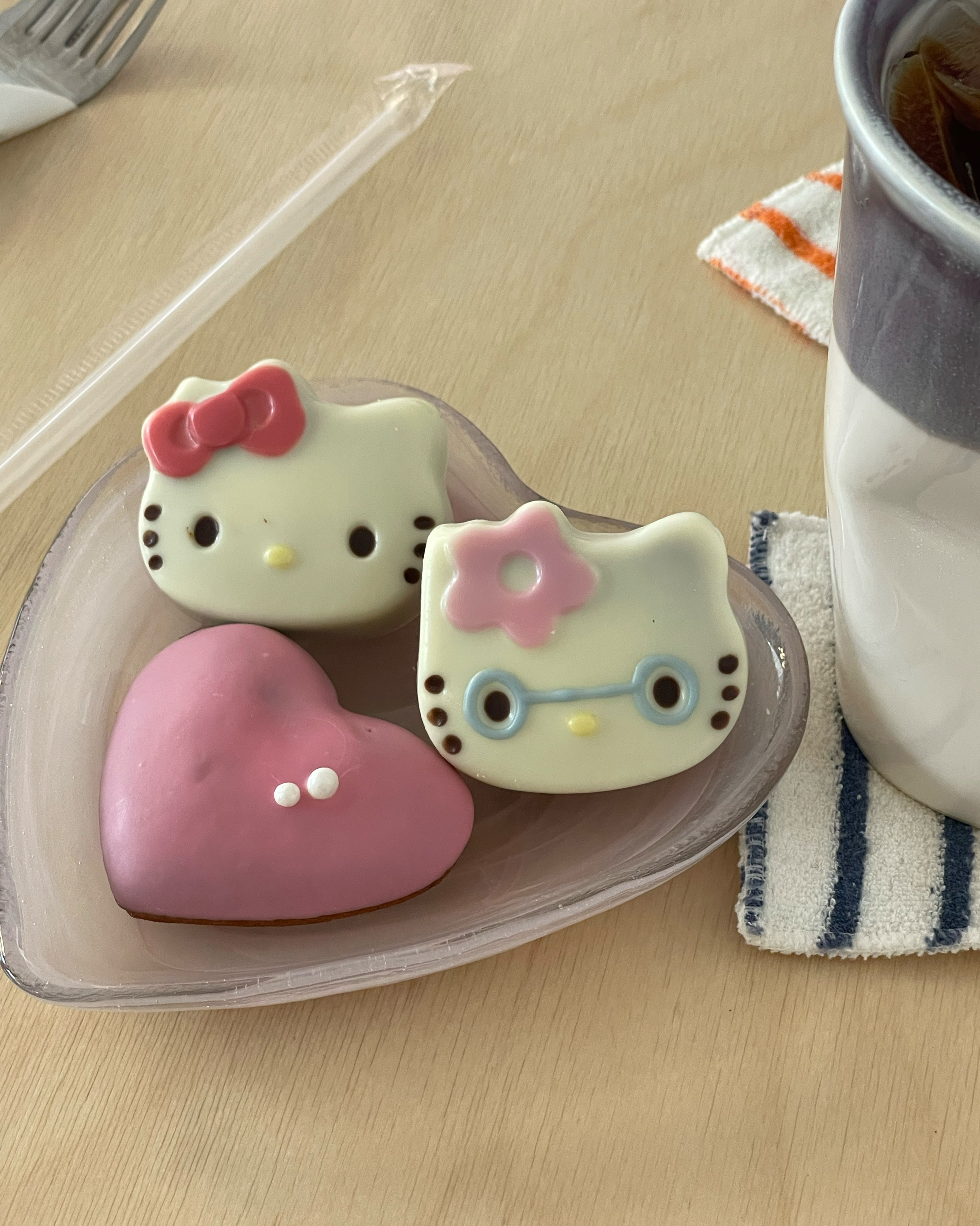 진짜 귀여워요 ... 💗💗 - 대구 맛집 투핸즈투