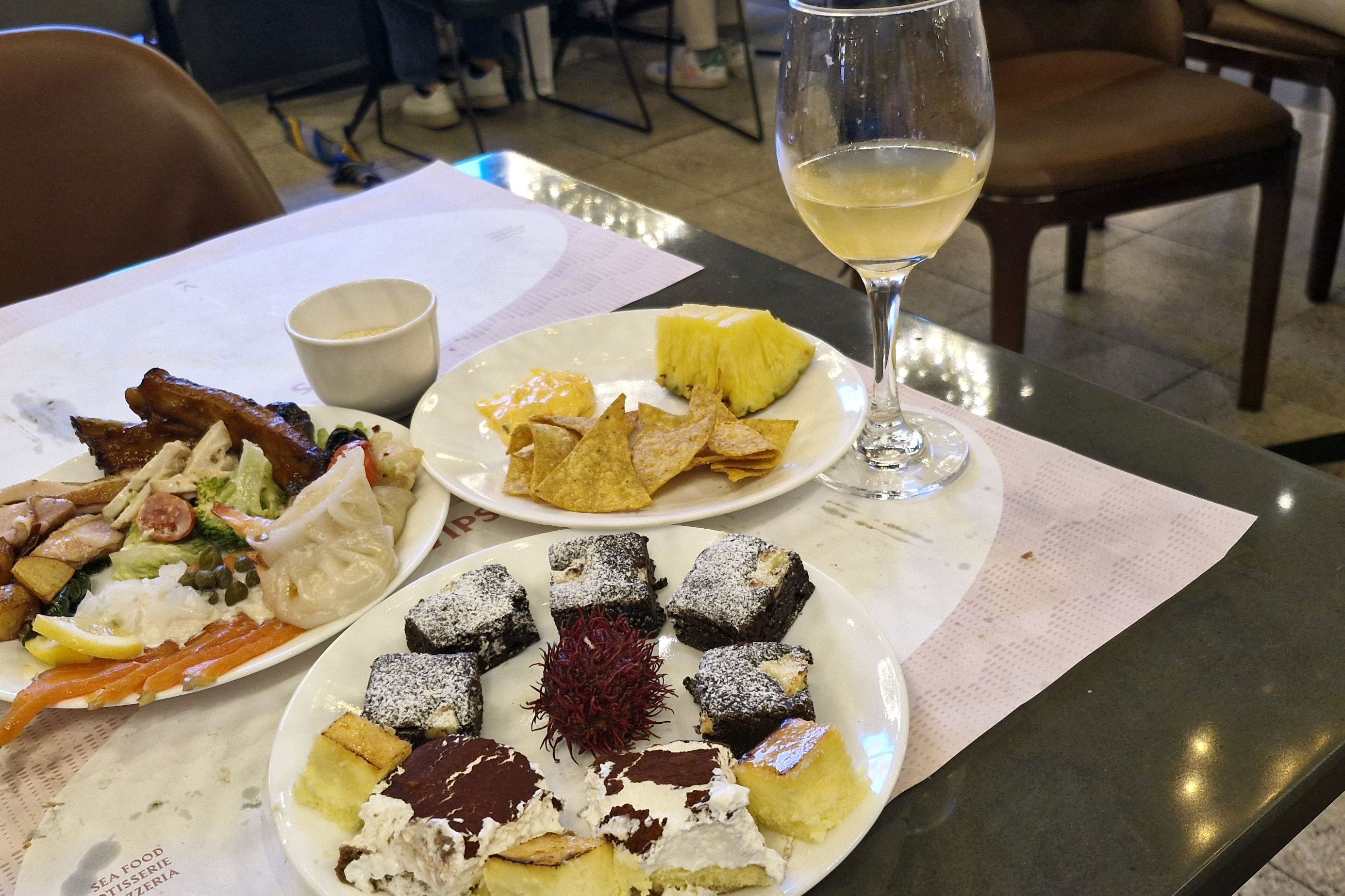 샐러드와 디저트가 맛있어서 가족들과 종종 가요~~ - 상동역 맛집 빕스 중동소풍점