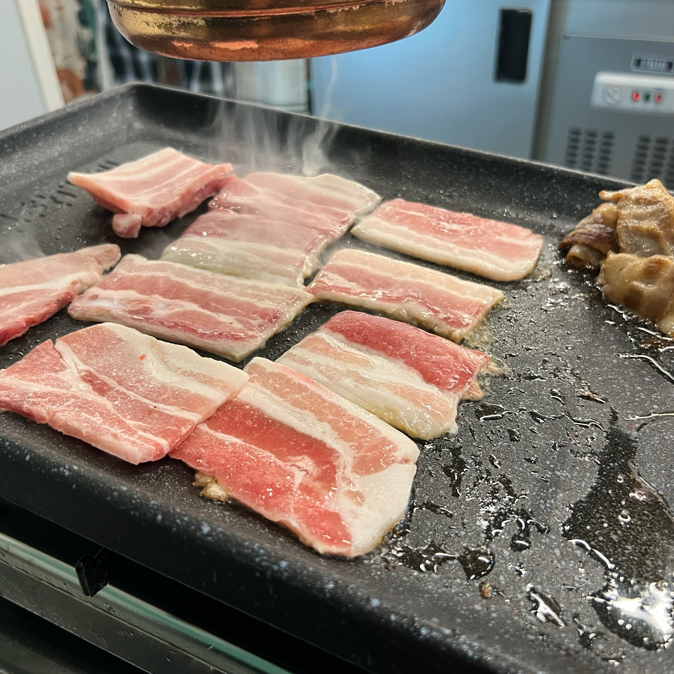 고기 질도 진짜 좋고 엄청 깔끔해서 좋아요!!! 직원분들도 친절하셔서 자주올거같아요!!!