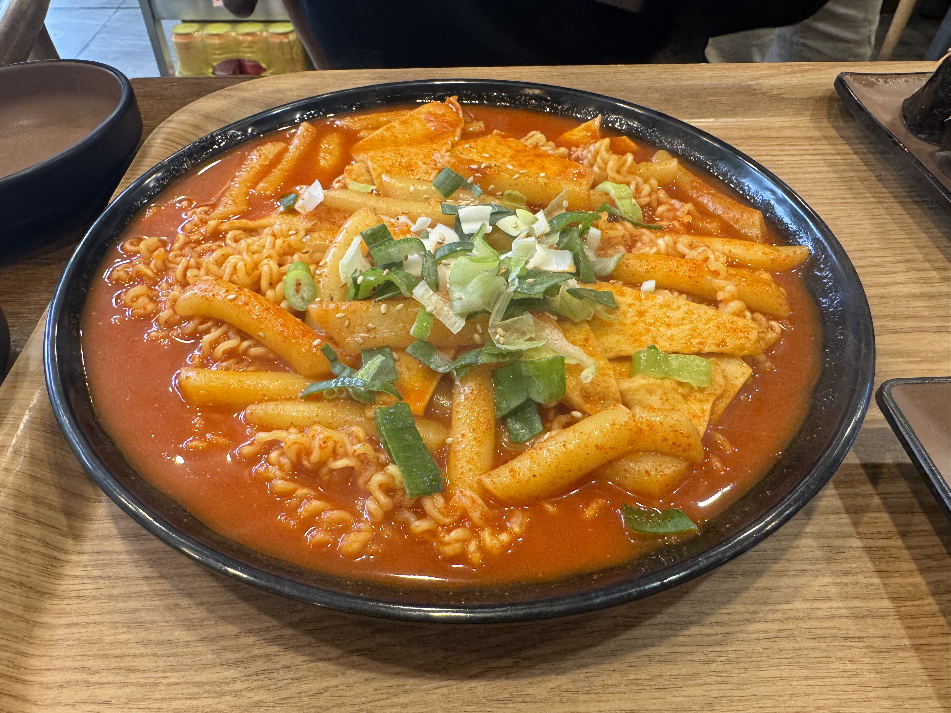 남편하고 맛있는 떡볶이 먹고 가요~^^ - 구월동 맛집 법대생 팔뚝김밥