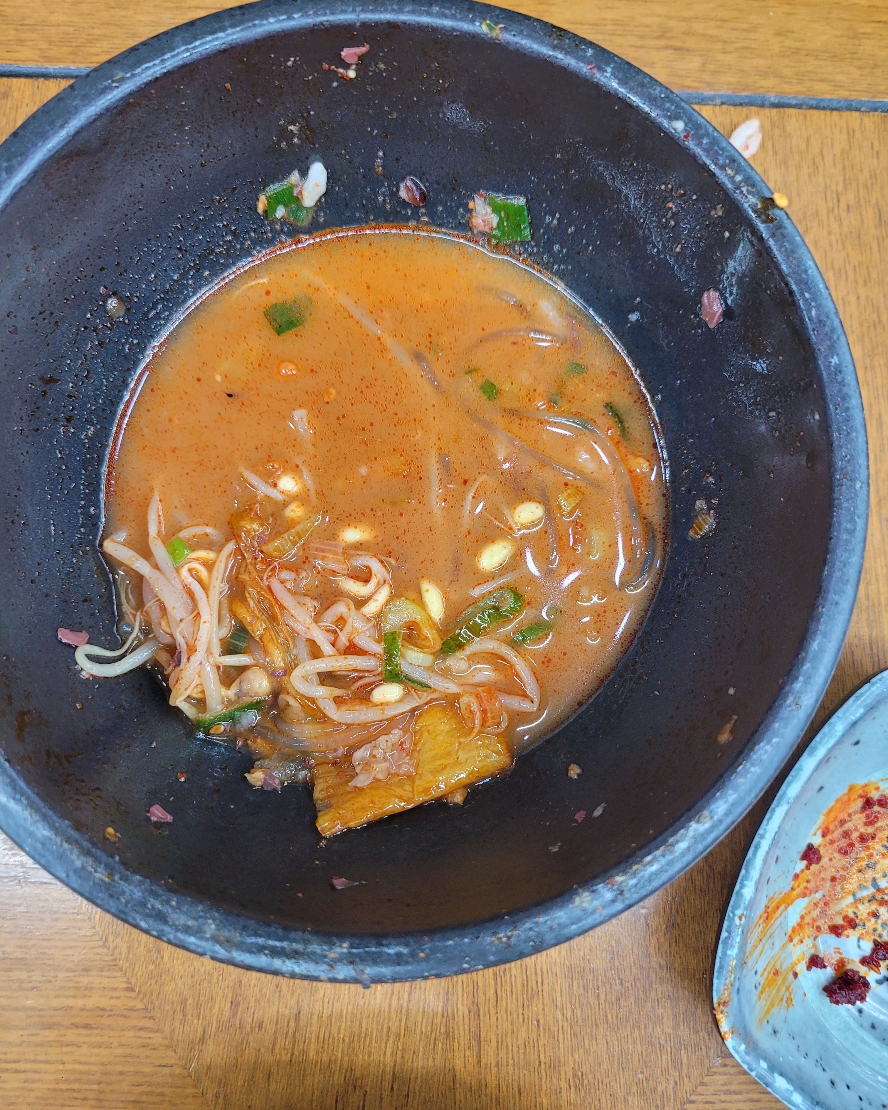 아침인데도 맛있게 다먹었어요^^ - 제주 맛집 제주순풍해장국 공항본점