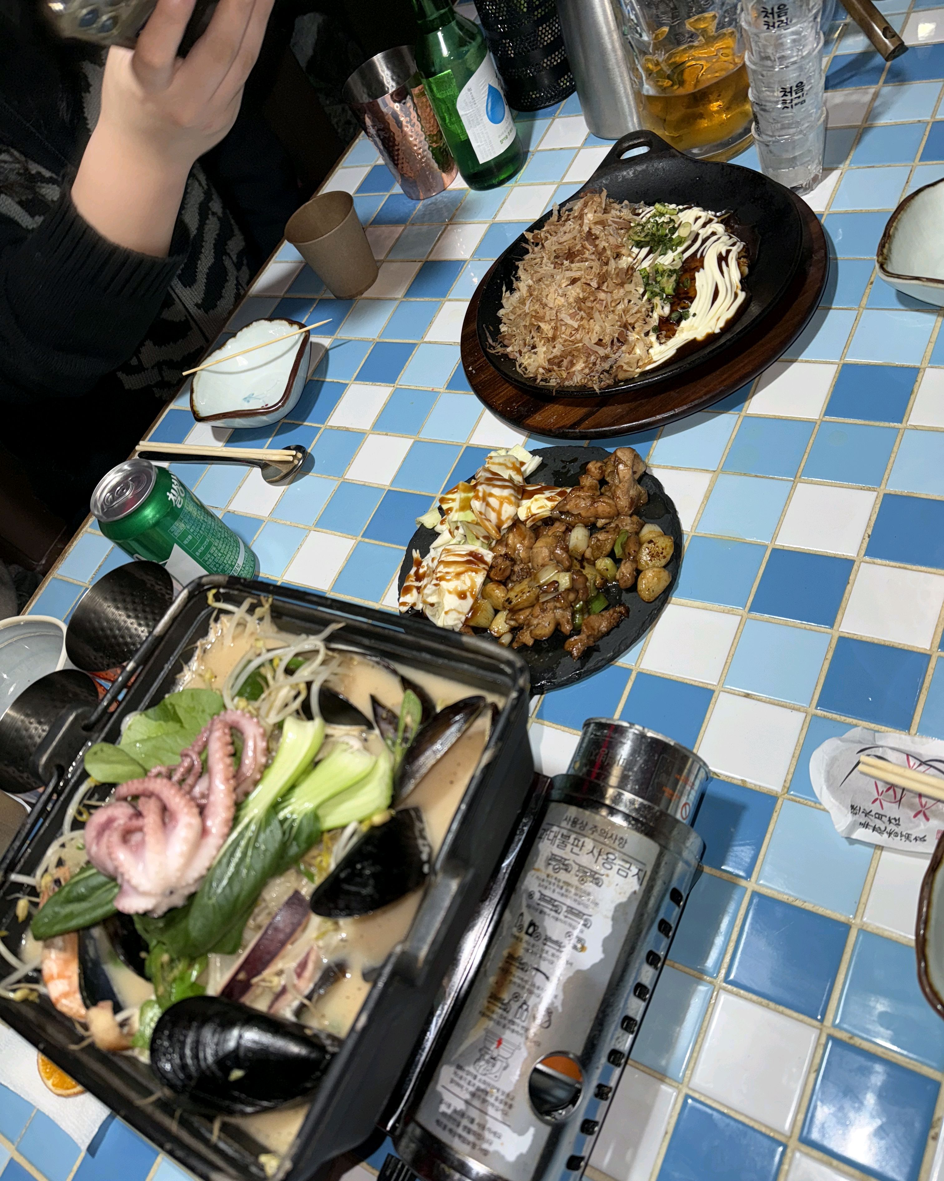 수정 직원 추천으로 오게 된 코코스키에요! 오랜만에 친구들이랑 만나서 고민 많이 했는데 오