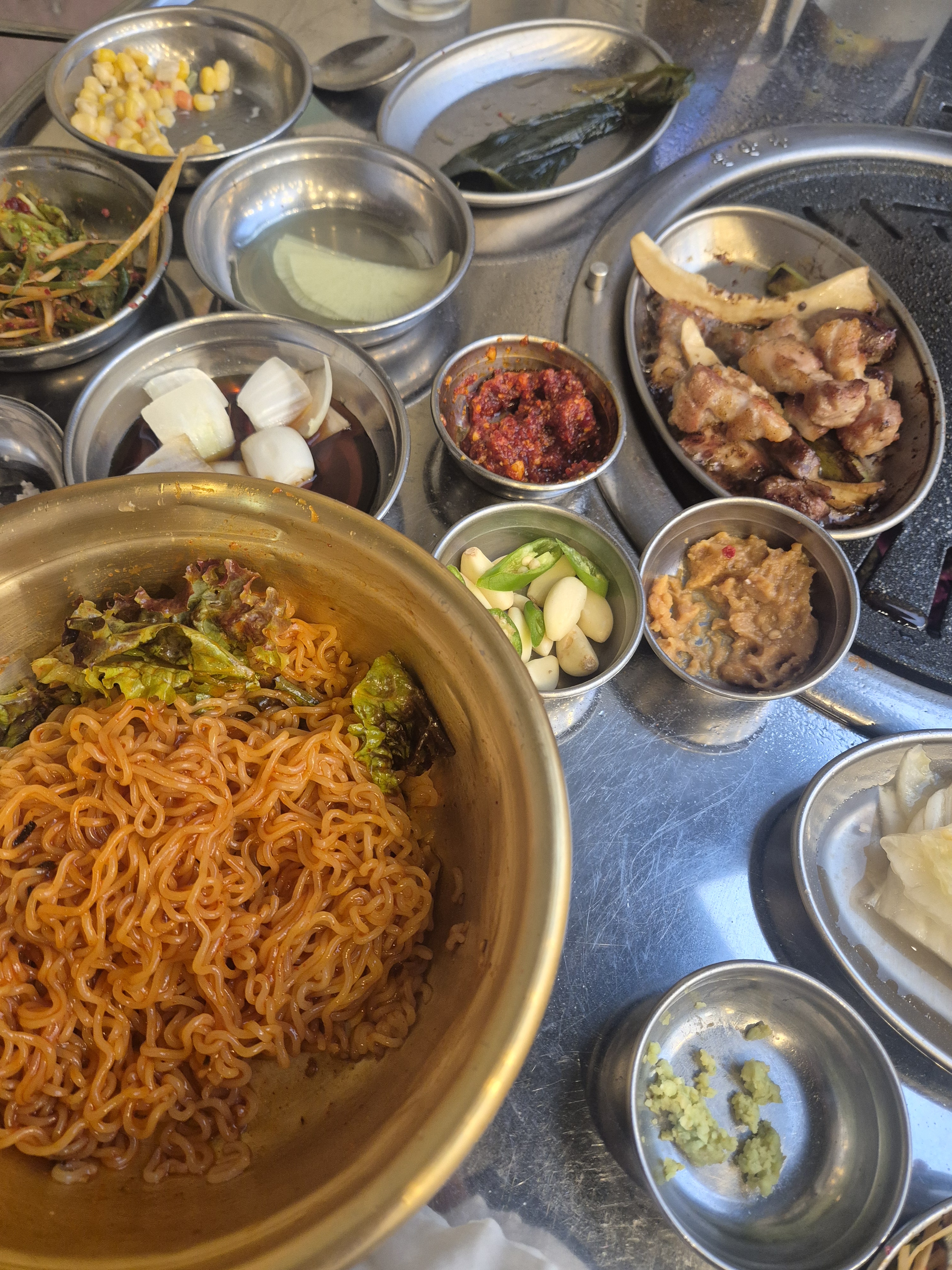 오늘 같은 날씨에 야외에서 먹으니 더 맛있아요!!! - 대구 맛집 유창숯불