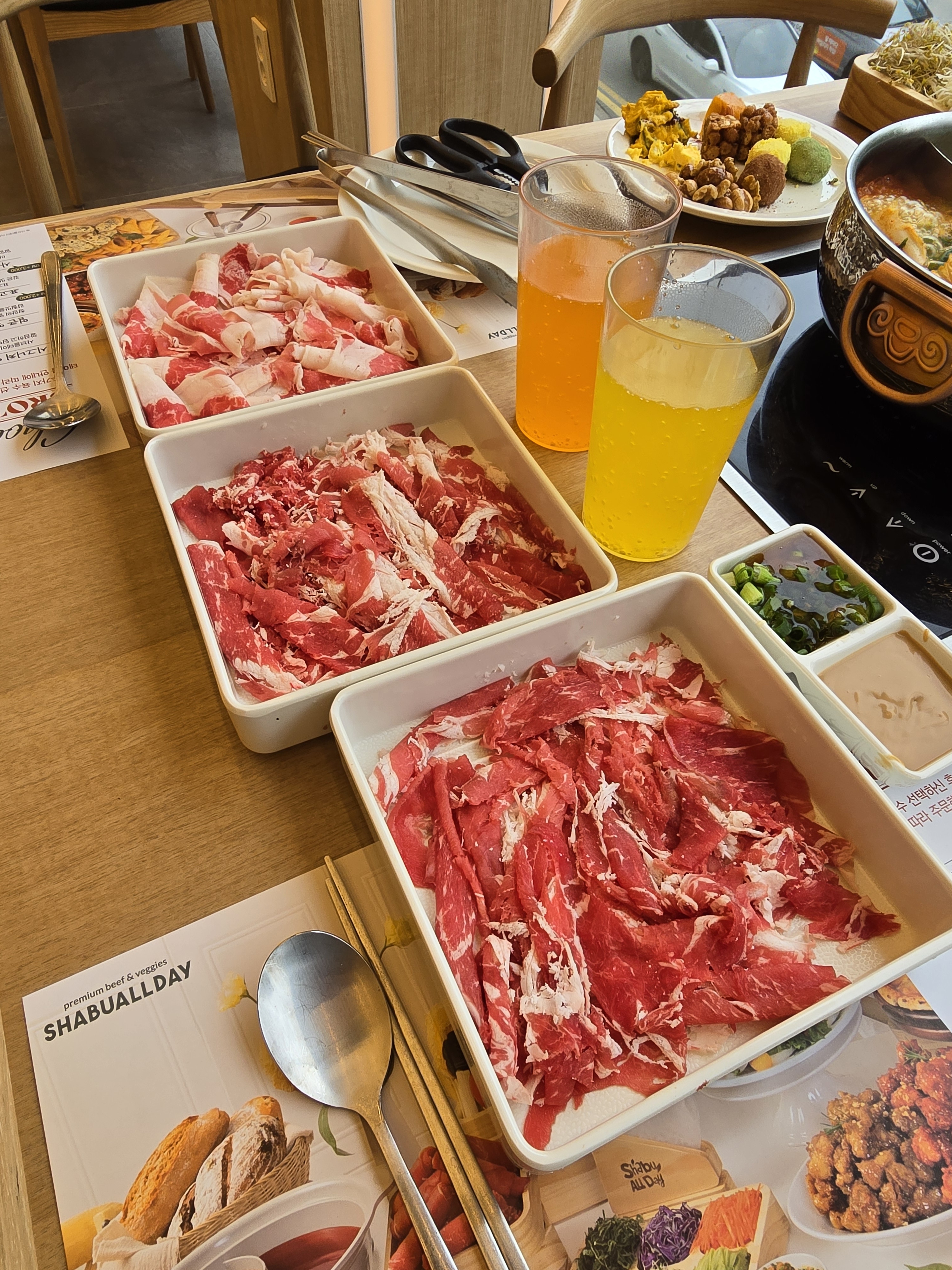 춘천에도 샤브올데이 오픈했다는 소식 듣고 방문했습니다 - 춘천 퇴계동 맛집 샤브올데이 춘천점