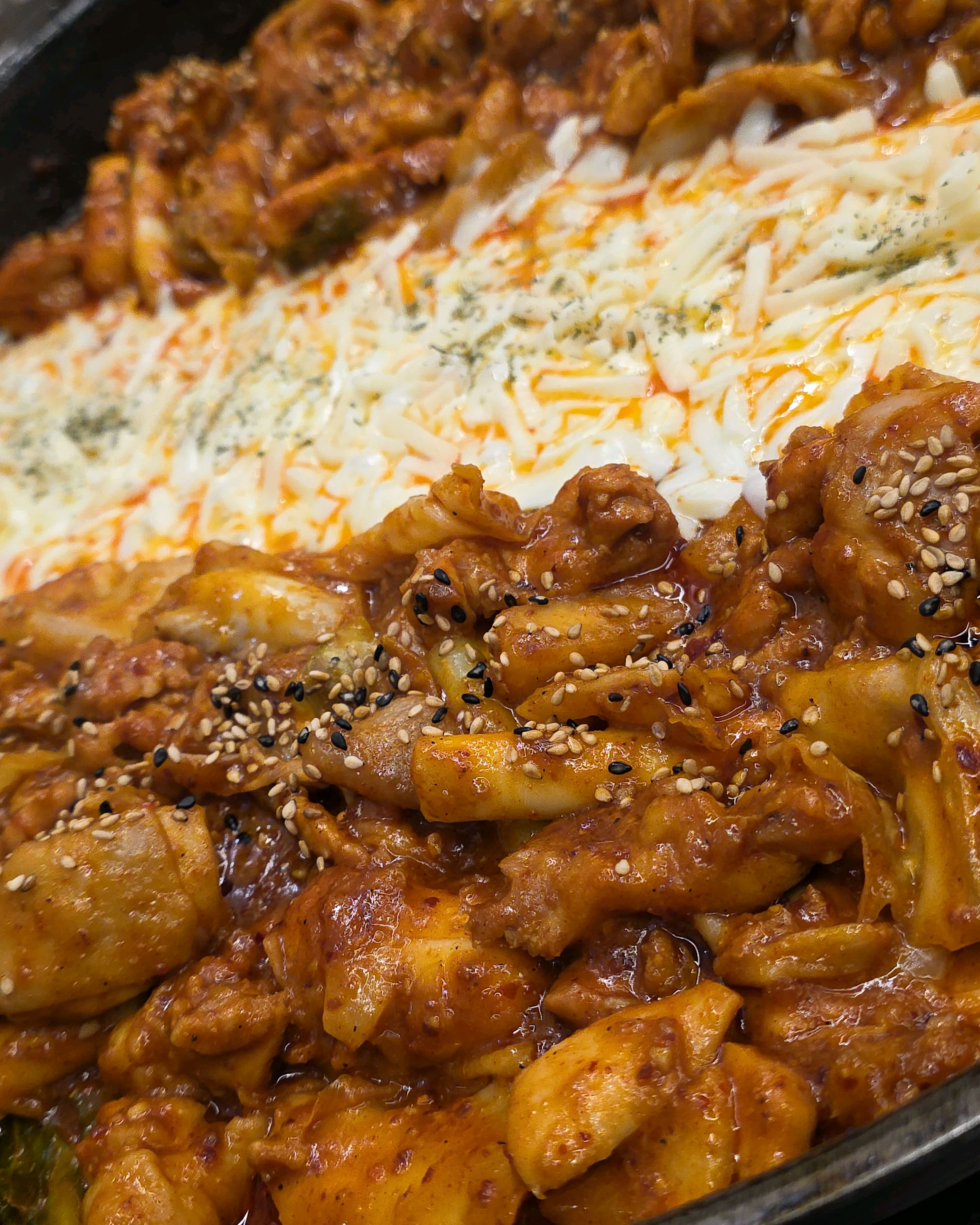 갑자기 닭갈비가 먹고싶어서 들어온 곳인데 정말정말 맛있게 잘먹었어요!! 가족들도 다들 맛