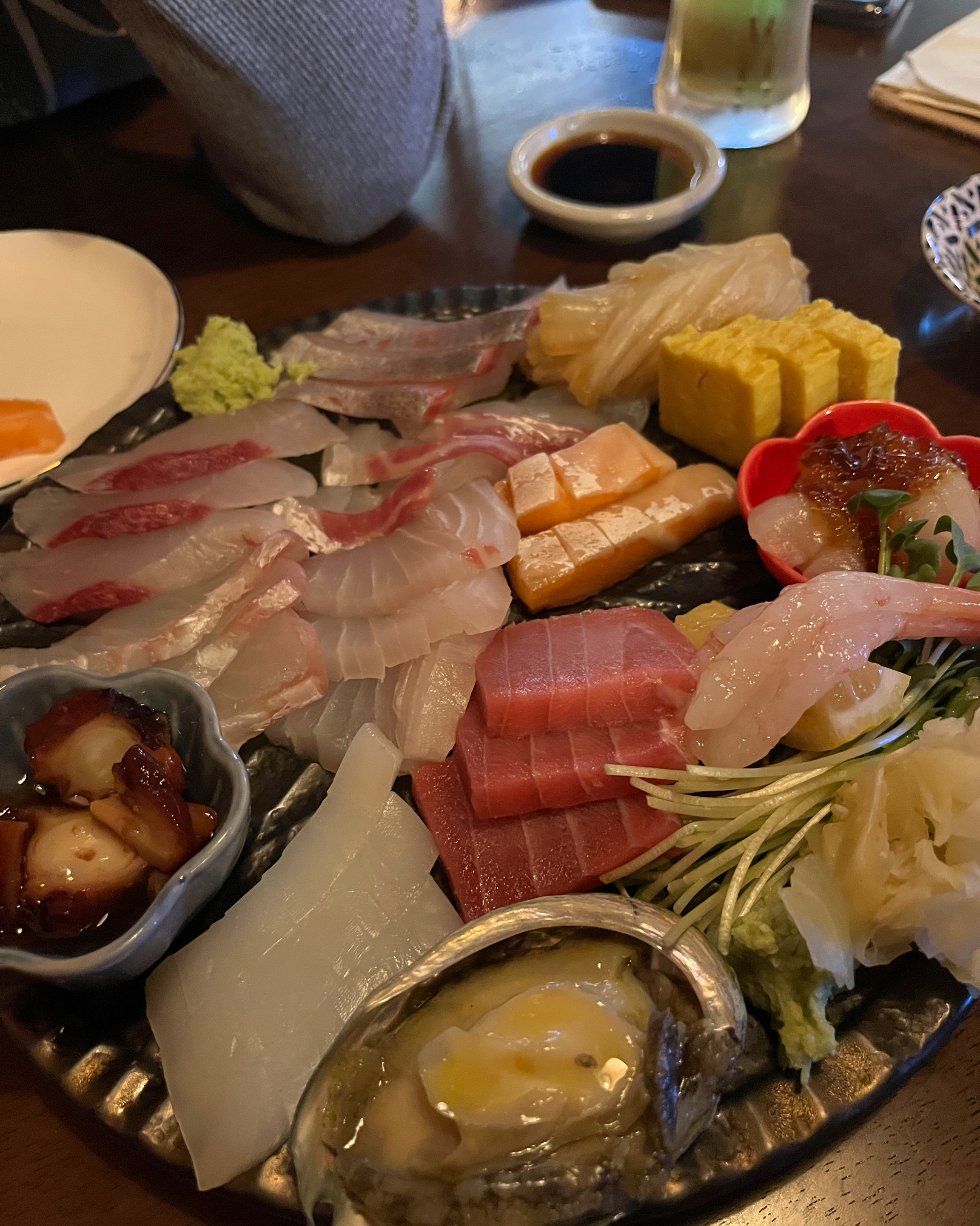여자친구랑 또 왔는데 항상 직원분들이 너무 친절하셔서 기분도 좋고 음식도 맛있어서 행복하게