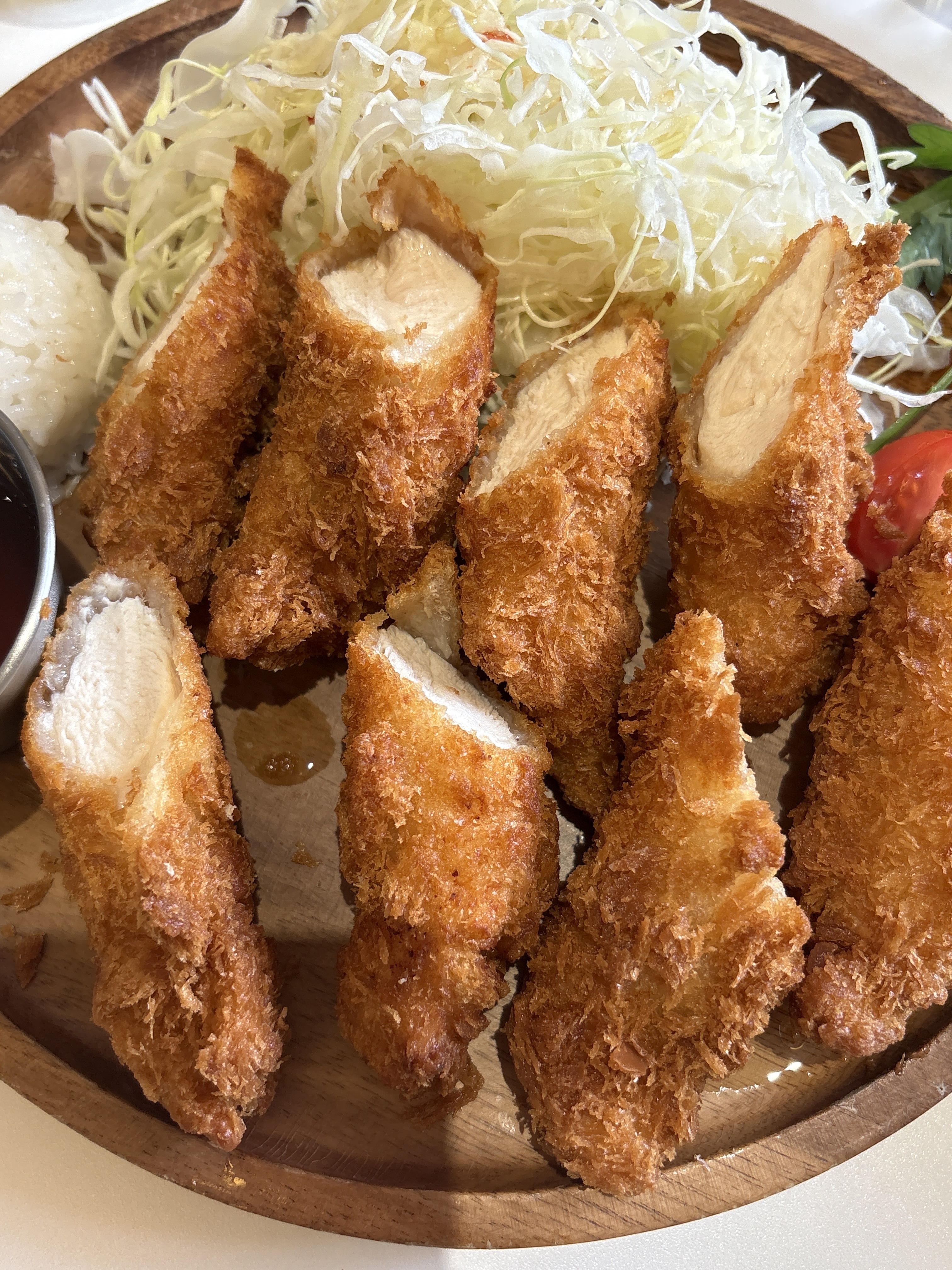 지나가다 가게가 예뻐서 들어왔눈데 맛있고 분위기도 좋아요! 음식이 빨리나와 좋아요! - 불당동 맛집 소코아 천안신불당점