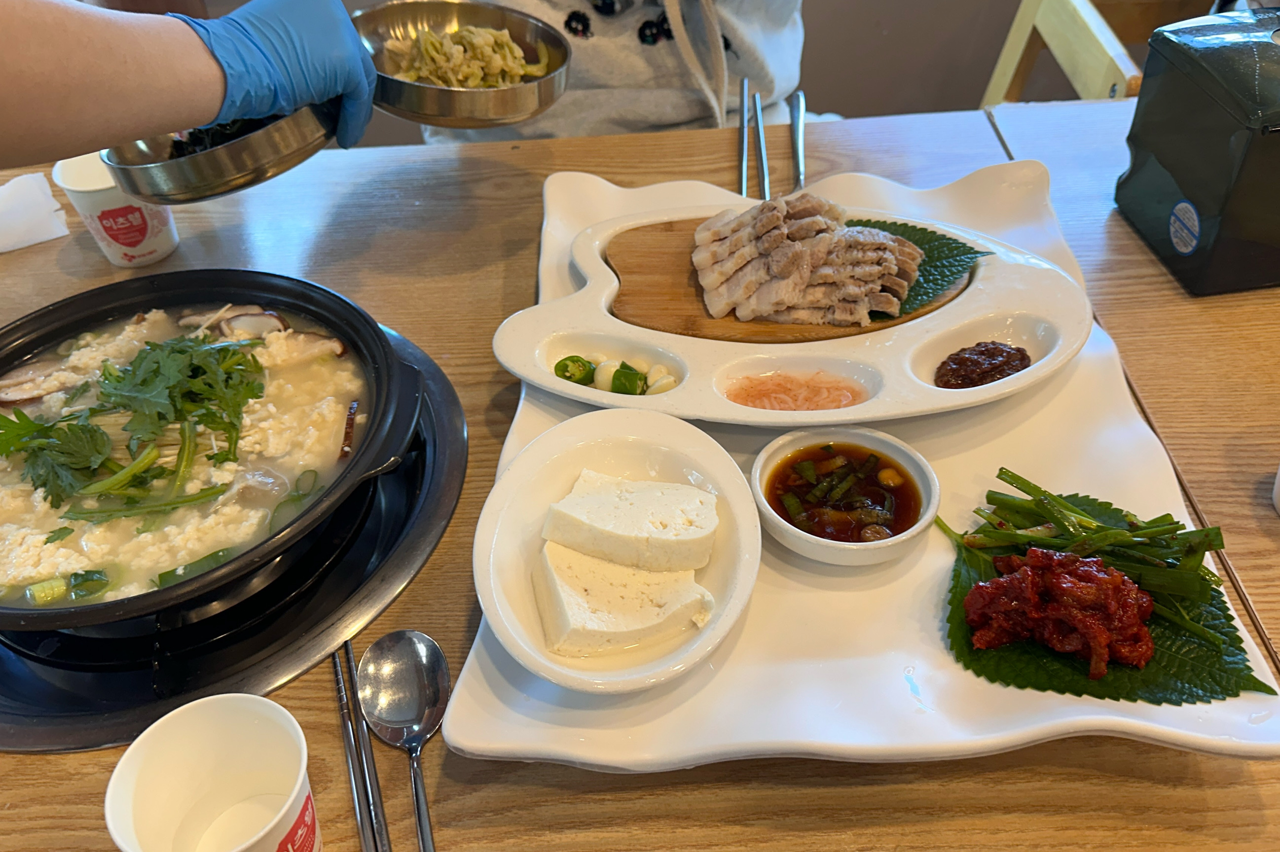 강릉 와서 첫끼부터 기분 좋았습니다 - 경포대 맛집 정은숙초당순두부