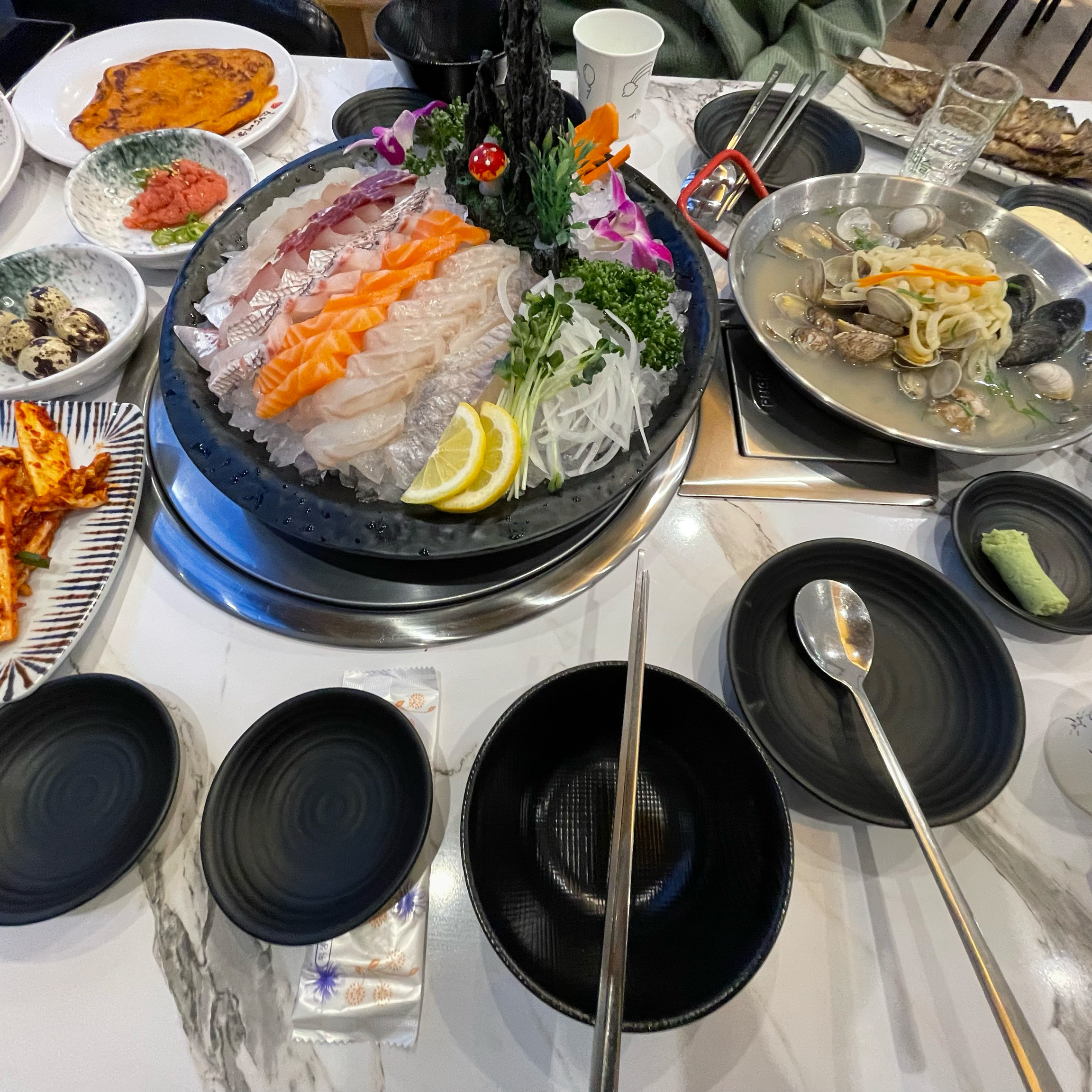 항상 오는 곳입니다. 단품 시켰는데 양이 세트만큼 - 구월동 맛집 동해어장 인천구월점