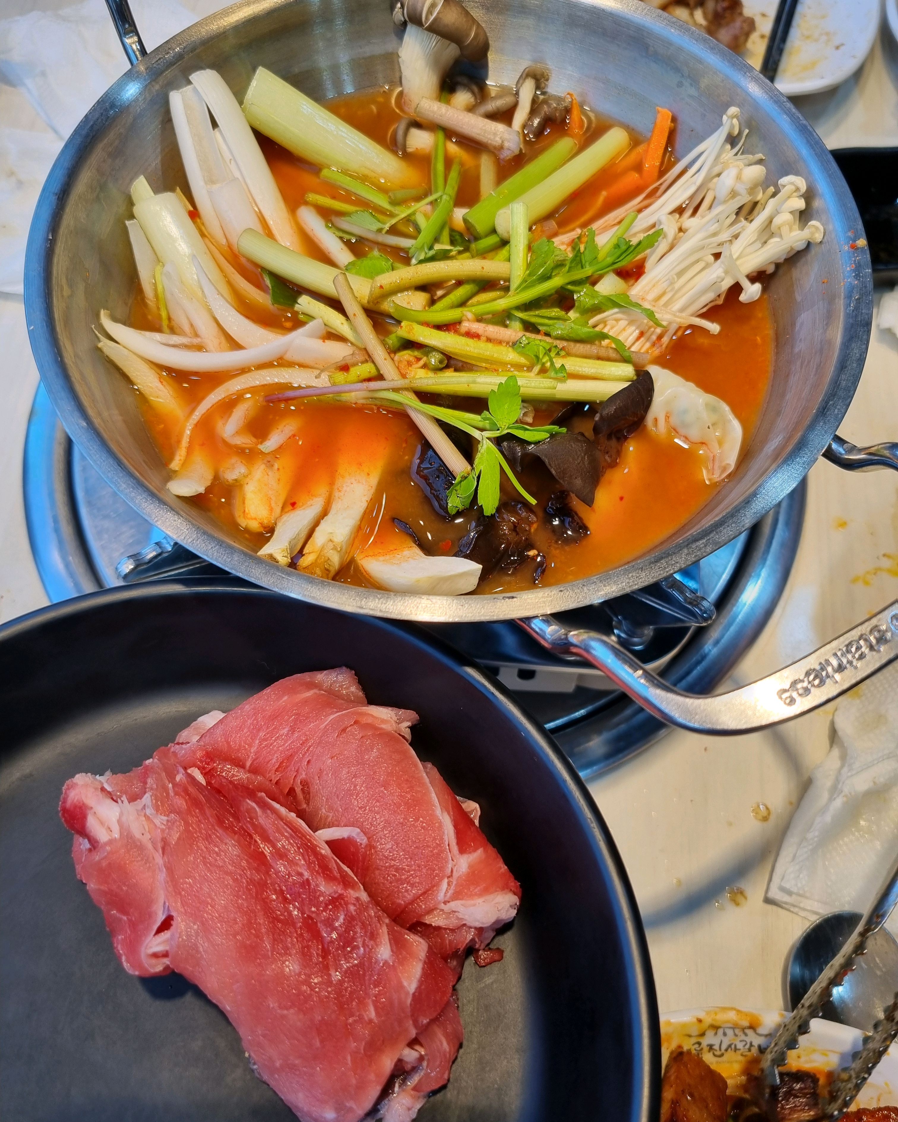 아이들에게 뭐가 먹고싶나 물어봤더니 명륜에 가고싶다해서 저녁먹으러 왔어요^^ - 하남 덕풍동 맛집 NEW 버전 명륜진사갈비 덕풍시장점