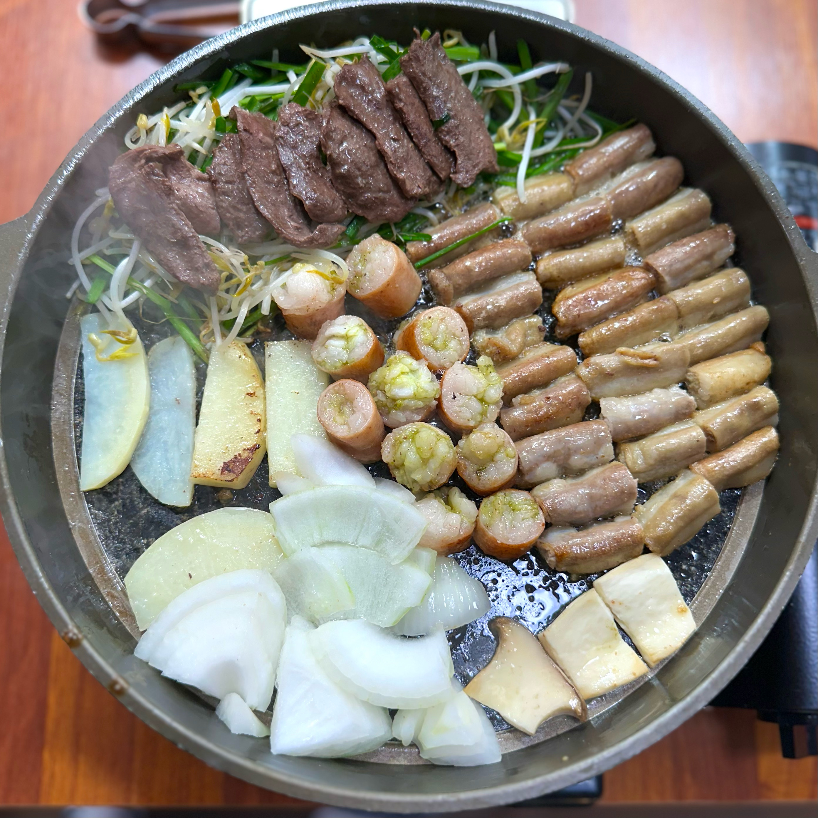 둘이서 넉넉하게 3인분 시켰는데, - 구월동 맛집 박가네 구월시장점