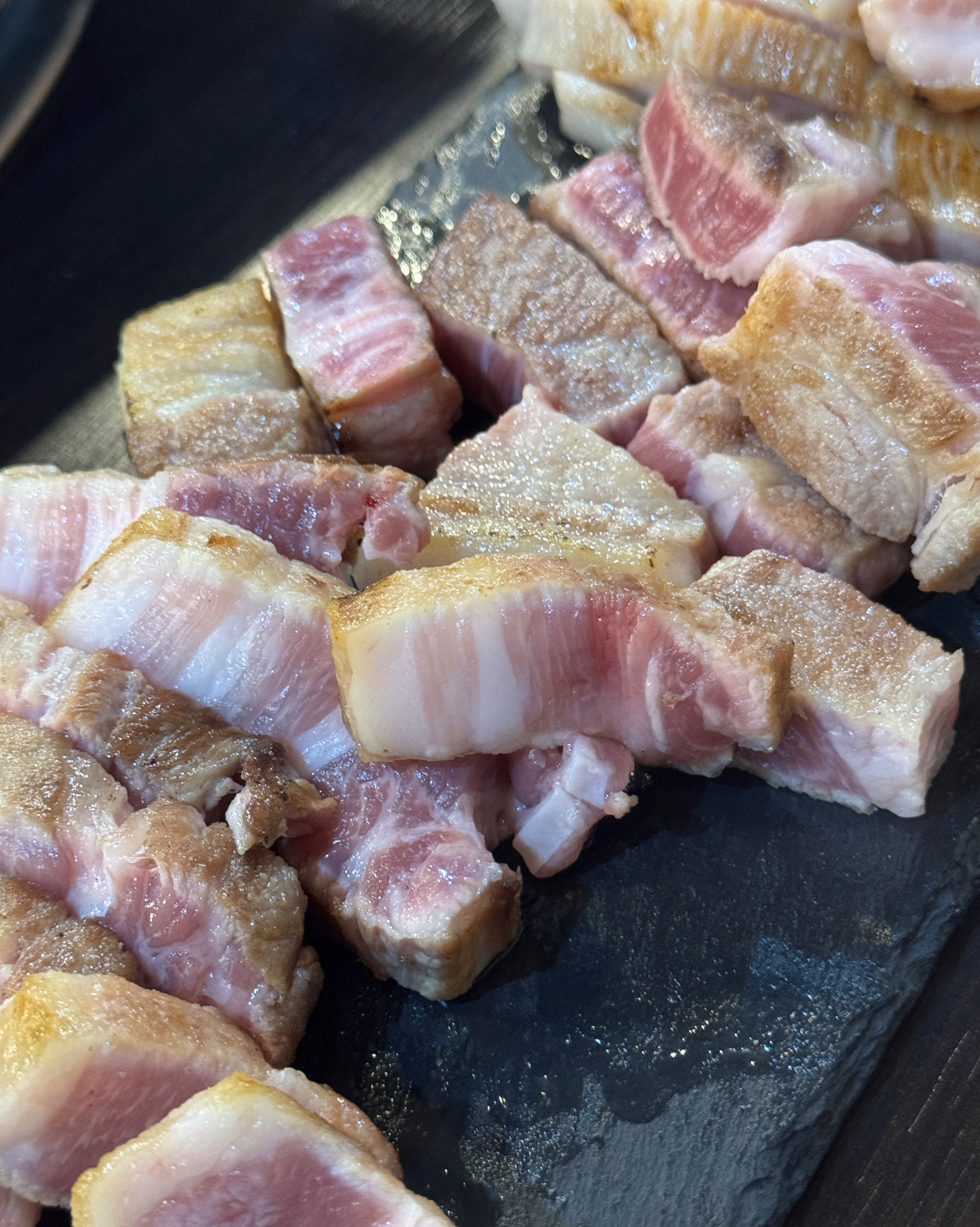 직장이 근처라 가끔 왔었는데 역시나 맛있네요ㅜㅠ - 구월동 맛집 정돈집 구월본점