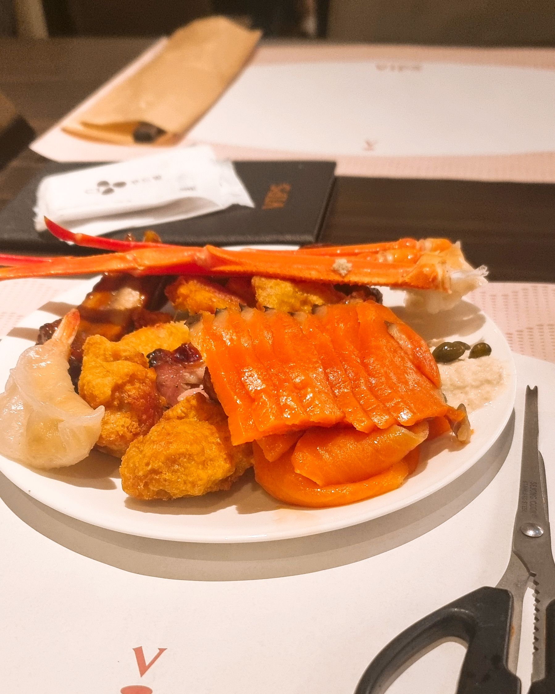 가족 모임하기에 적당합니다. 주차가 편하고 음식도 괜찮네요. 무엇보다 서버분들이 분주하게