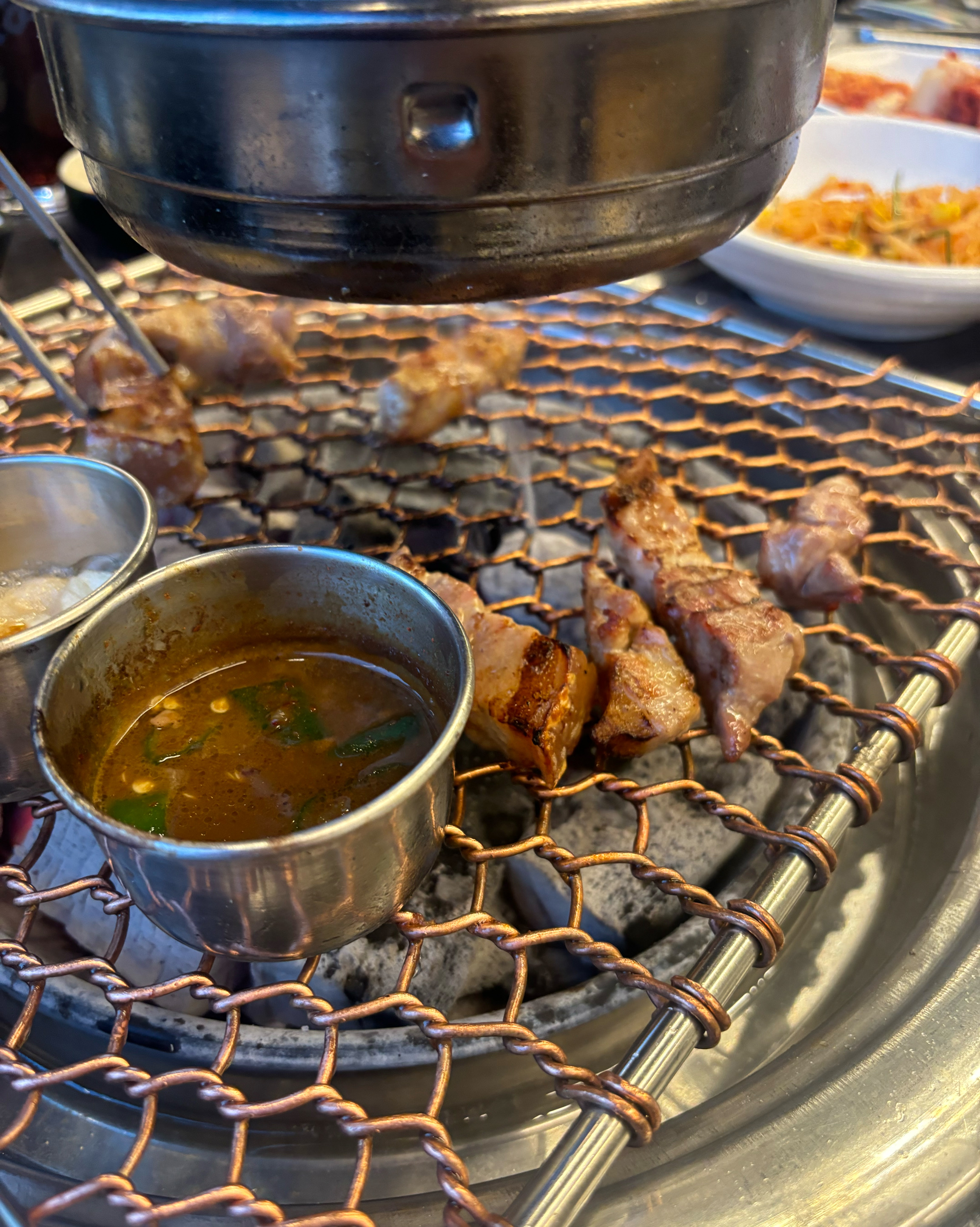 포도원흑돼지 이미지