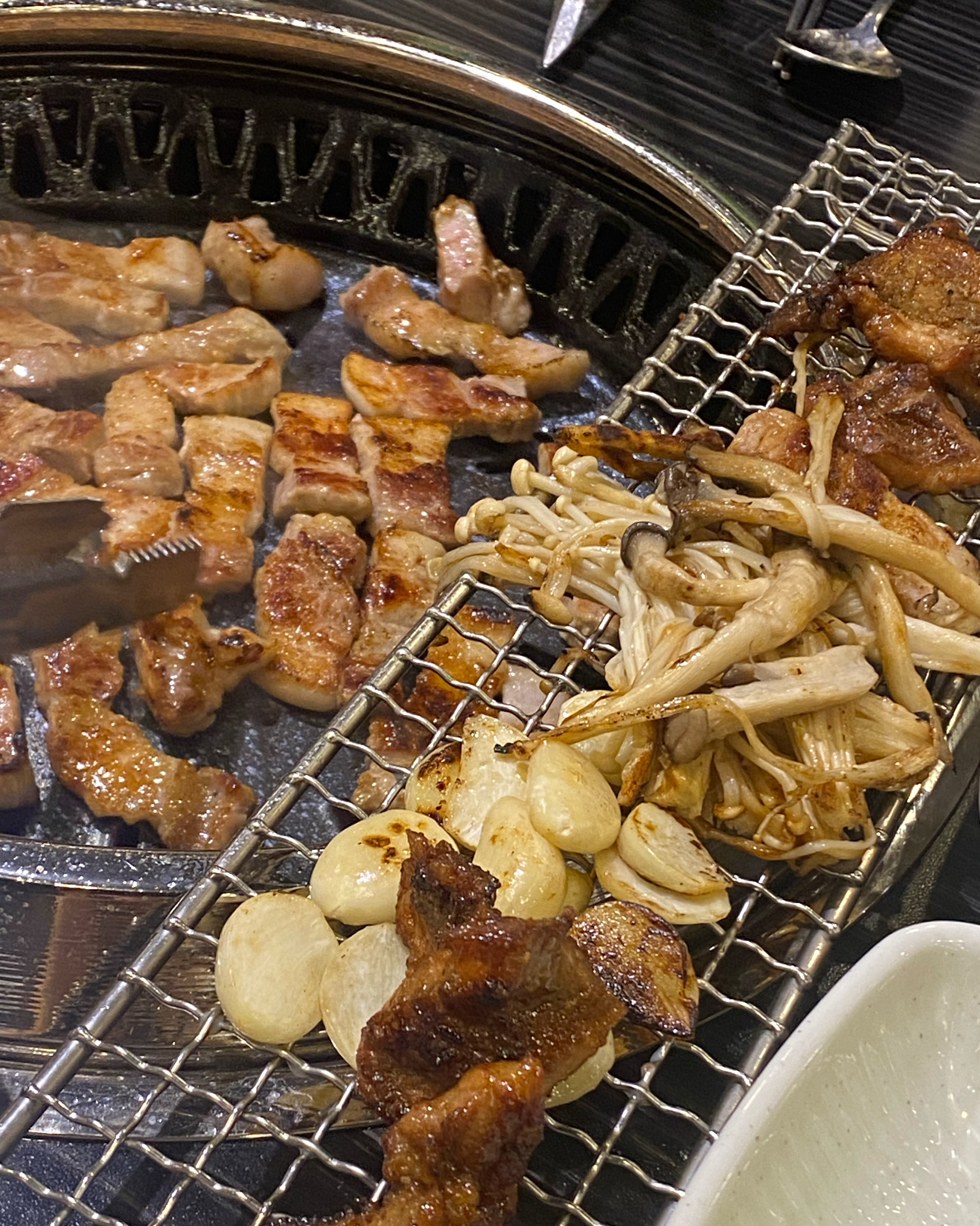 갈비집인데 갈비는 물론 삼겹살도 맛있어요! - 불당동 맛집 이화갈비