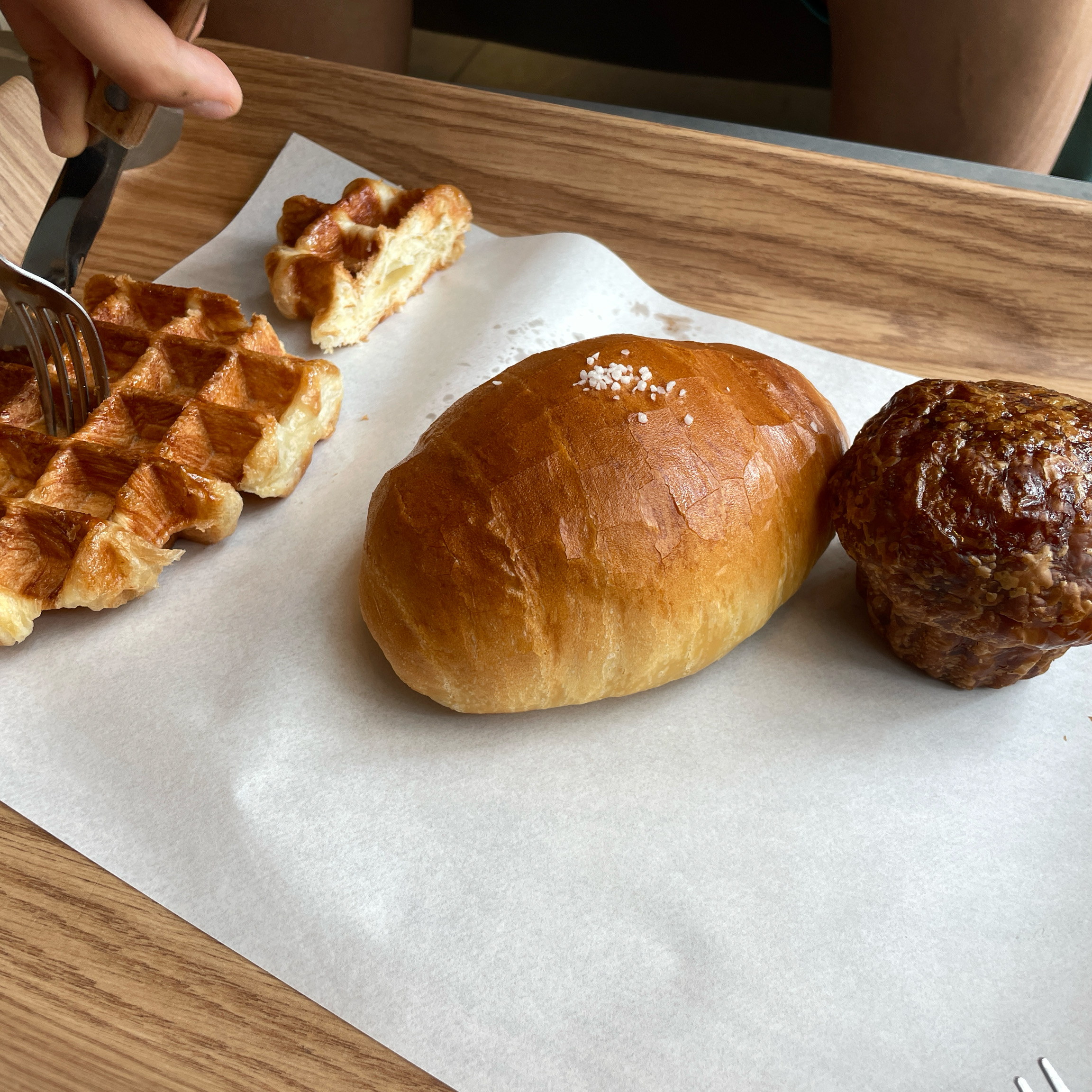 아이랑 왔는데 빵도 맛있고 뷰도 좋아요 - 인천 맛집 빵쌤 센트럴파크점