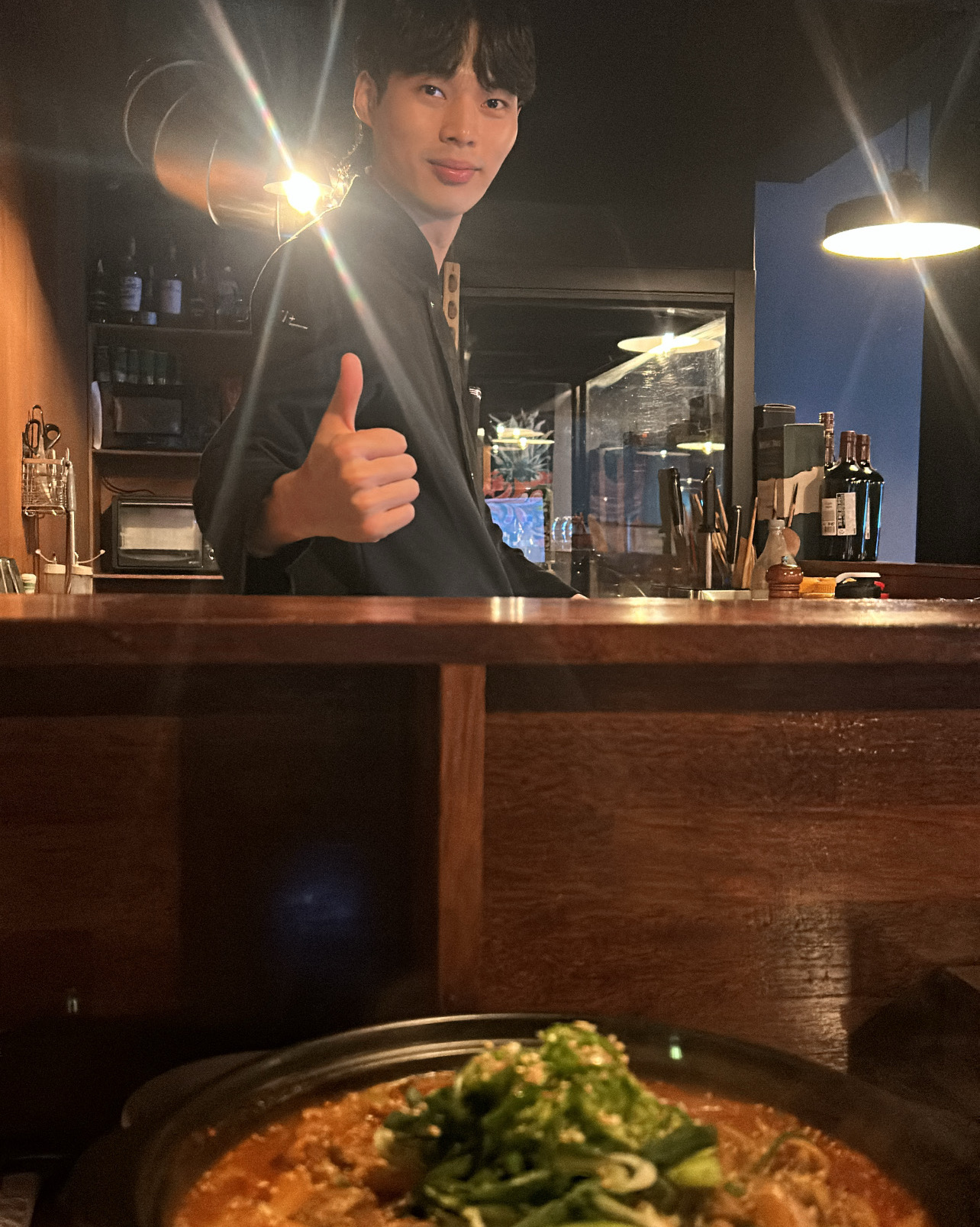 오늘은 처음 먹어보는 짬뽕탕 먹어봤는데 앵간한 짬뽕집보다 주재료가 알차고 정말 맛있어요 ㅠ