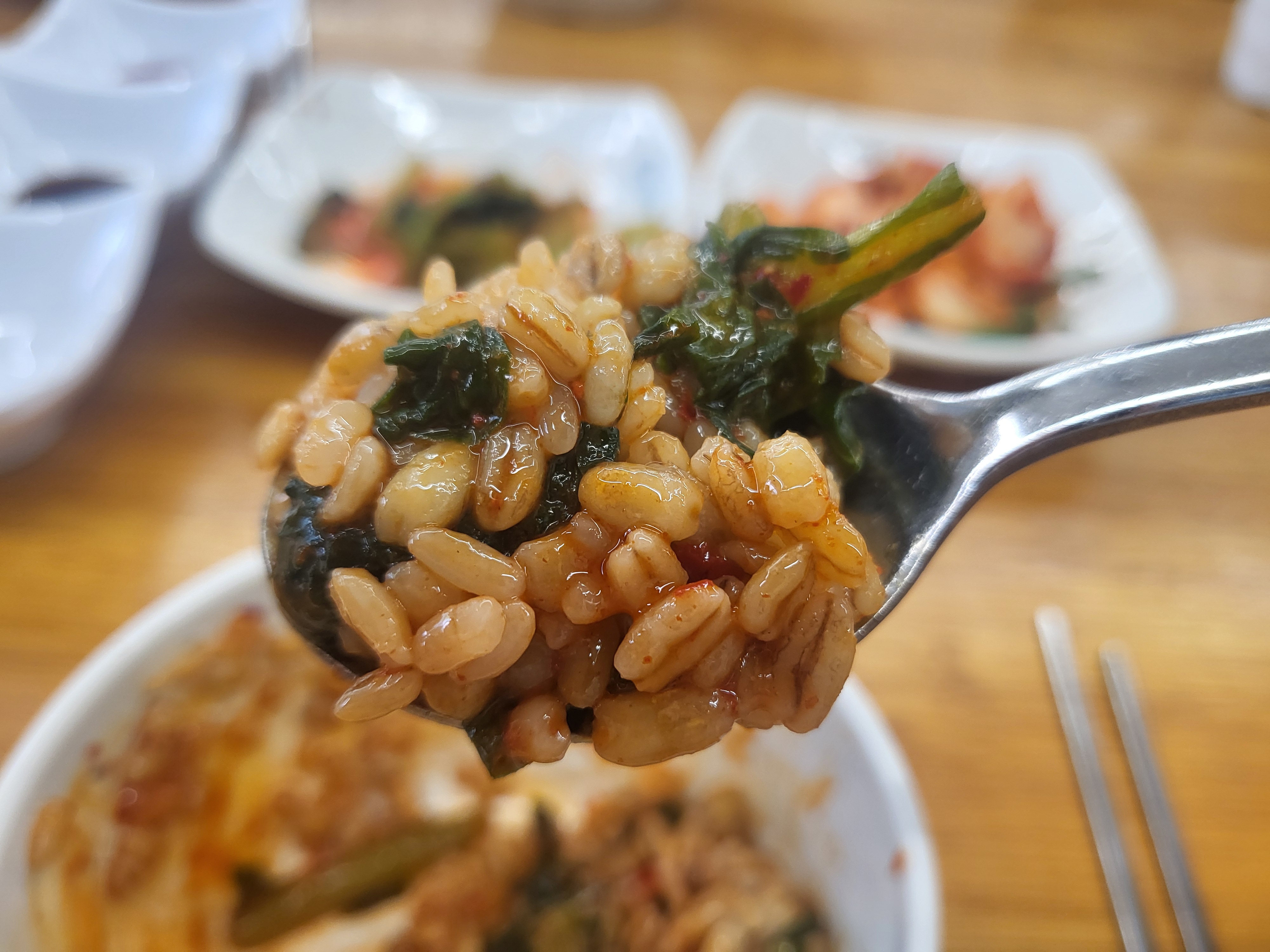 보리밥부터 칼국수, 해물파전까지 완벽한 가게예요 - 인천 맛집 최부영칼국수