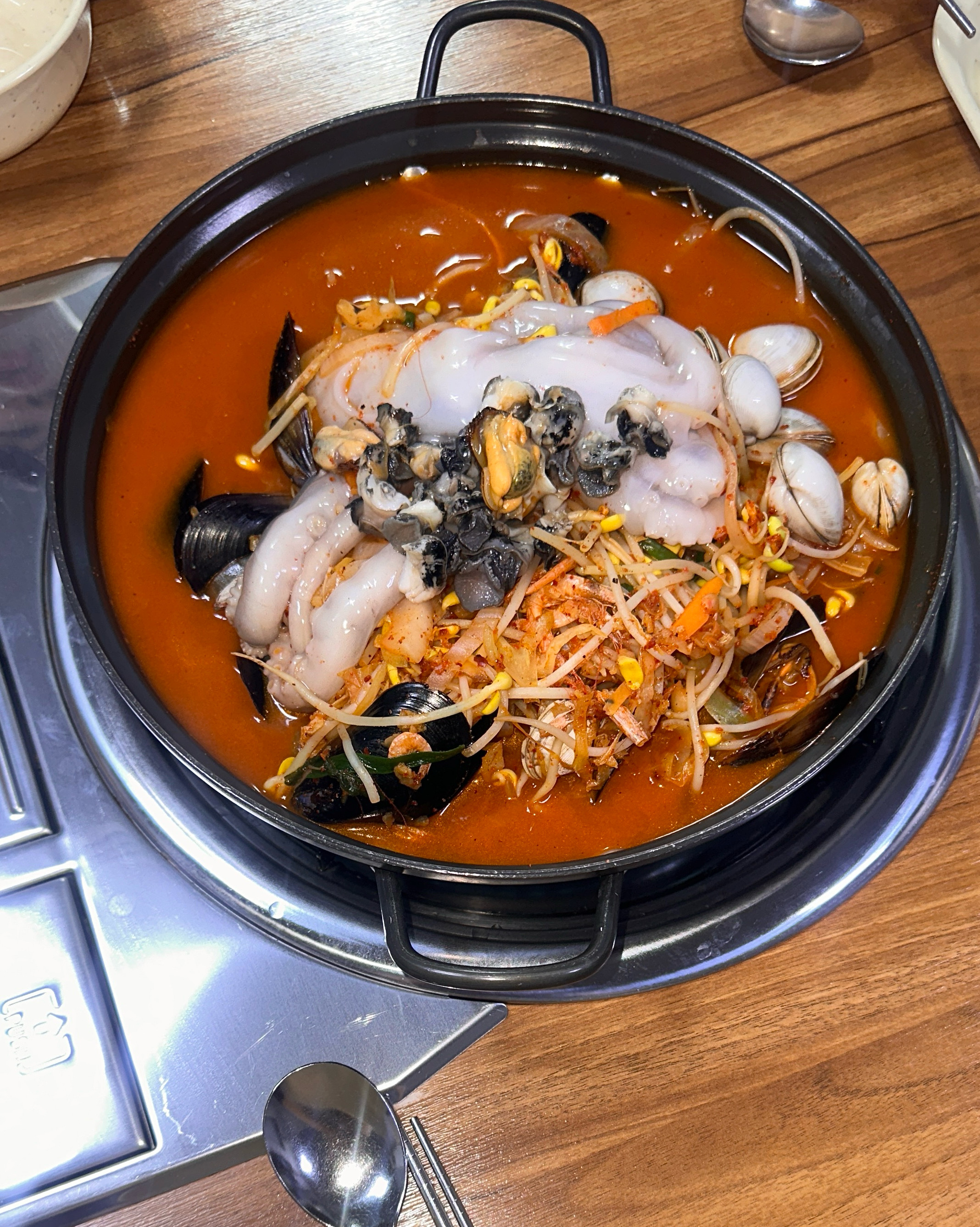 오픈 11시 30분이라 11시 직전에 방문했는데, - 대전 맛집 동은성