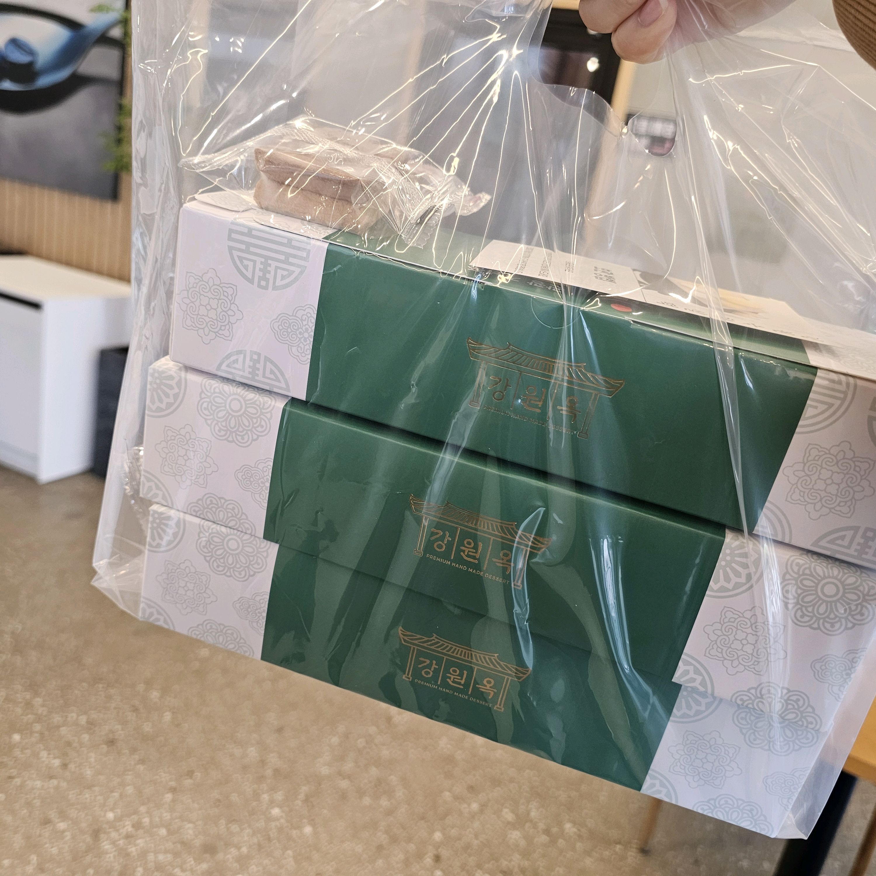 예전에 샌드 사먹고 맛있어서 다시 방문했습니다👍 - 경포대 맛집 강원옥 찹쌀떡