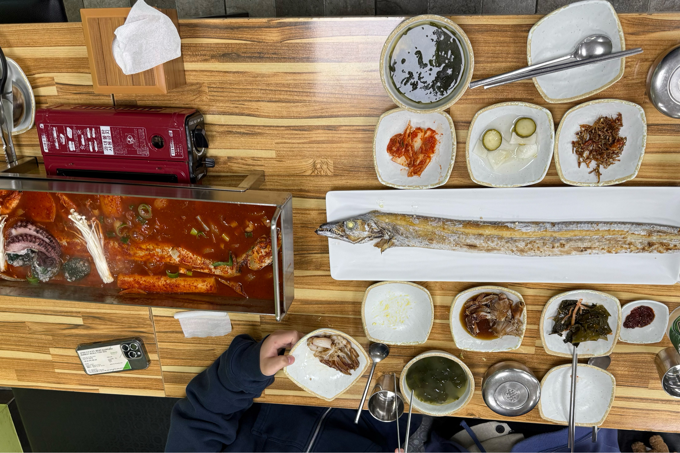 맛있습니다 :) 구성도 좋고 갈치도 너무 크고 푸짐해요. - 제주 맛집 제주마당