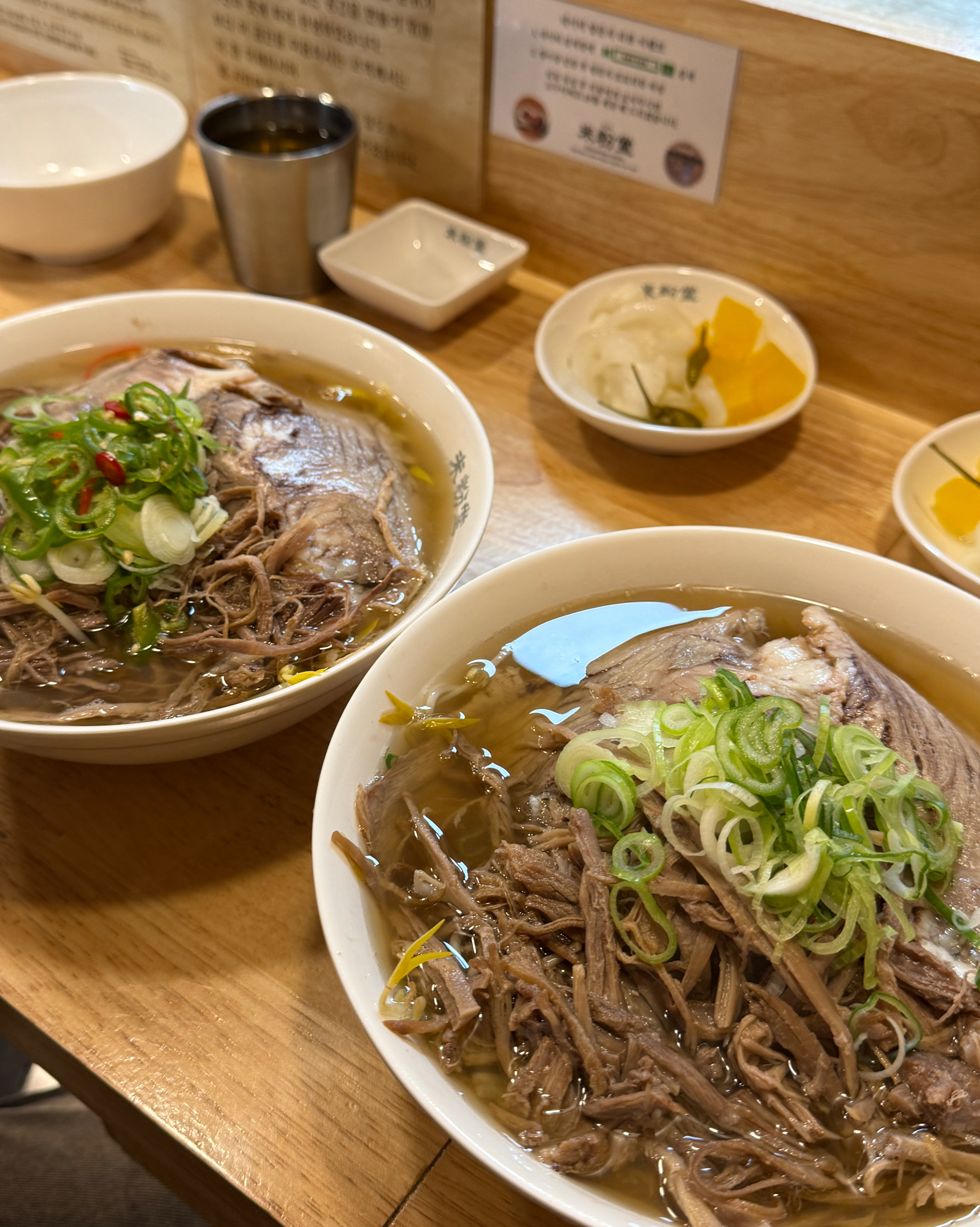 맛있어서 자꾸 오게 됩니다 머리끈도 있고 맛도 있고 여자친구도 좋아합니다. 이제 분위기에