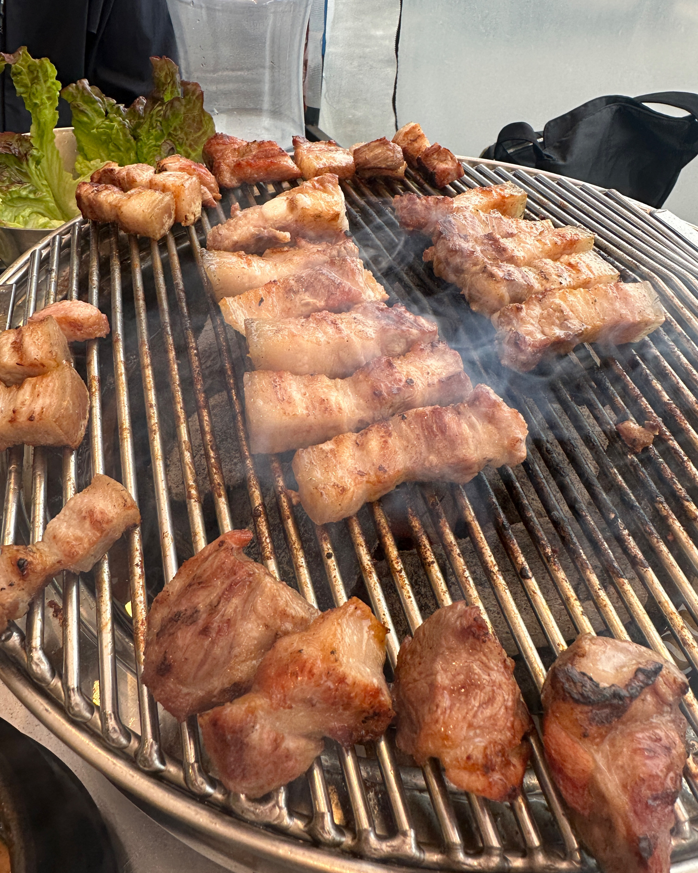 고기가 너무너무 쫄깃하고 맛있어요!! - 제주 맛집 전망좋은횟집&흑돼지 성산본점