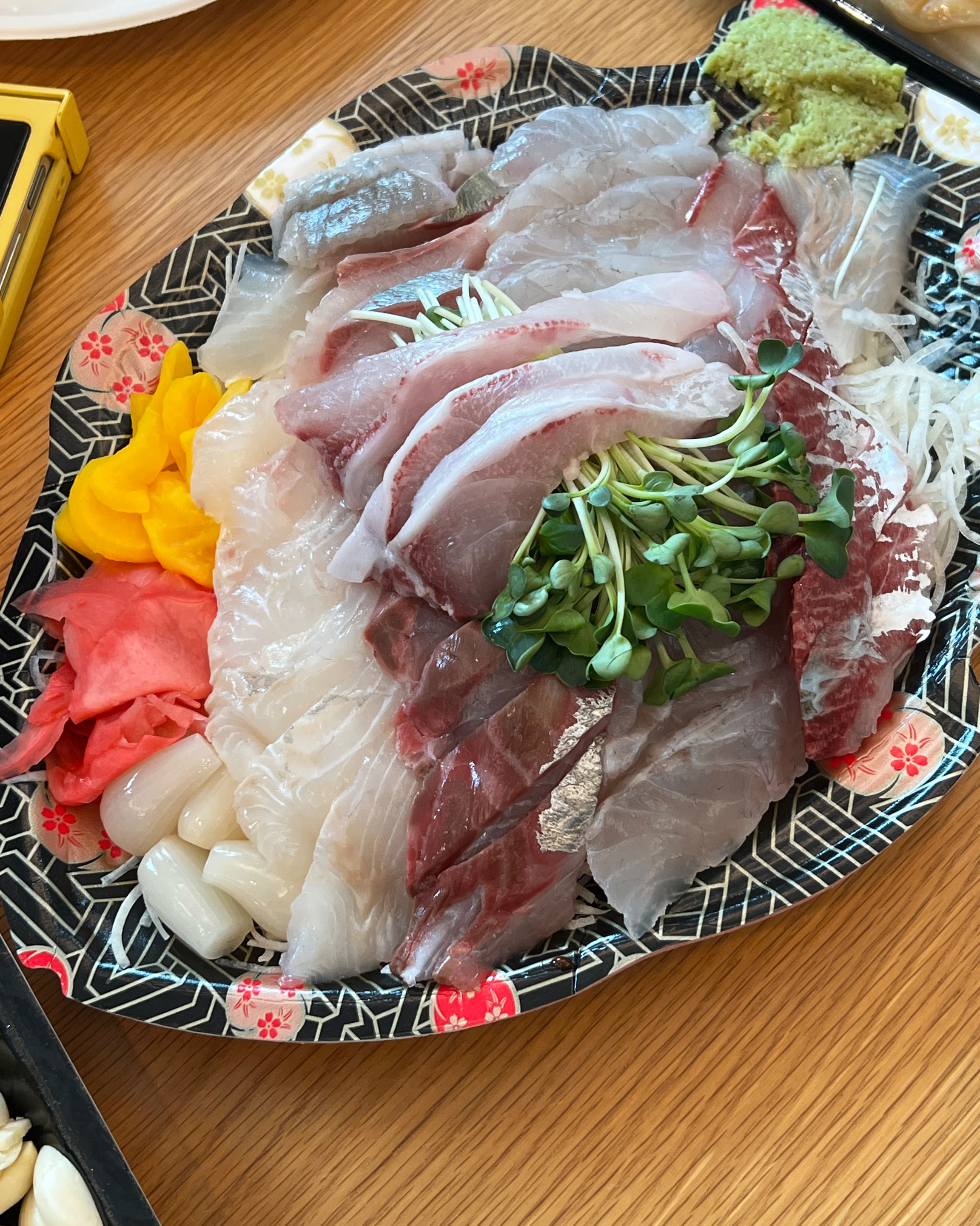 지인들과 여행가는길에 아침에 픽업해사 사갔습니다! - 권선동 맛집 망치수산 수원농수산물도매시장점