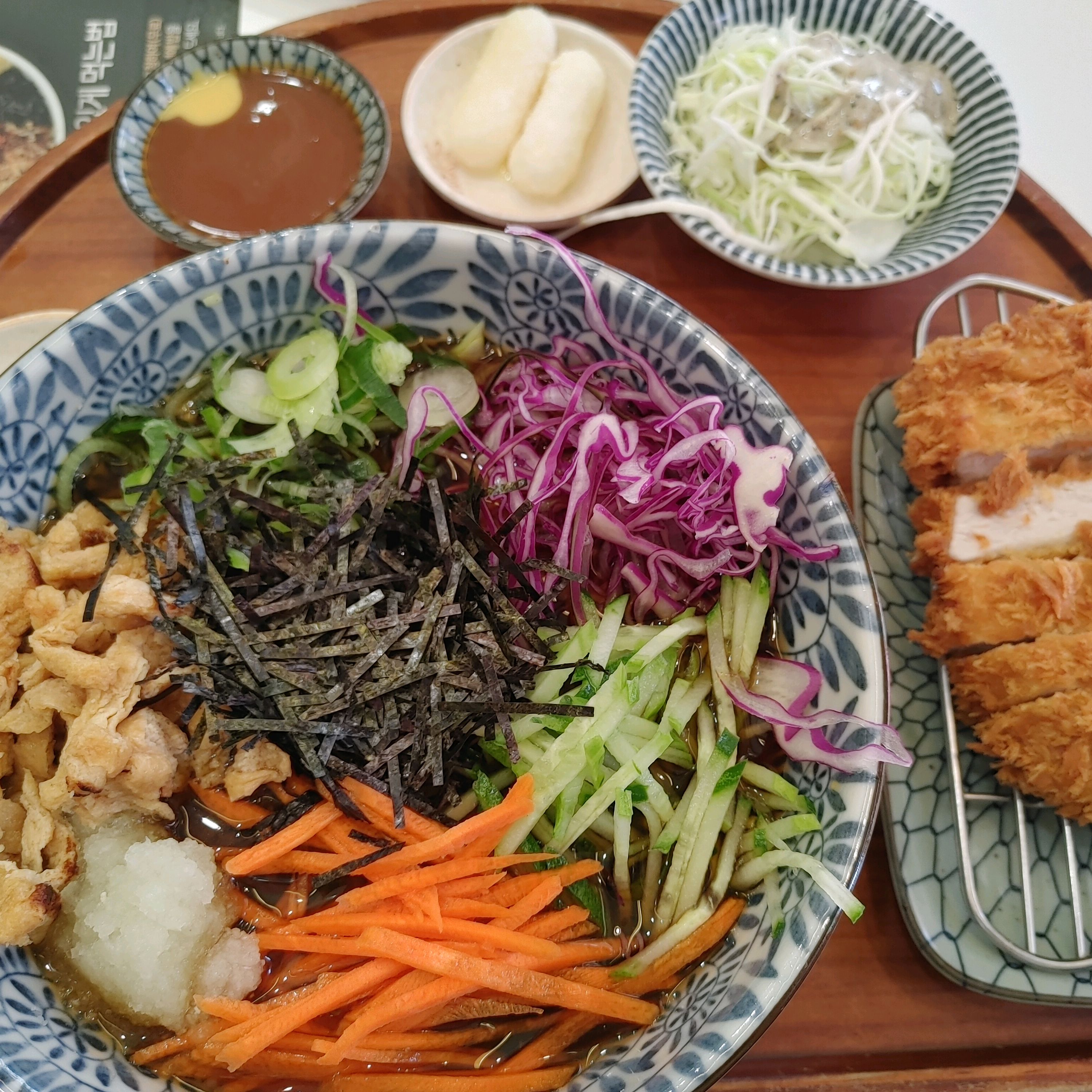 오랜만에 방문했는데, 검단사거리 백소정 넘 맛있고 좋네요~~ 항상 만족하며 식사하는 곳이에