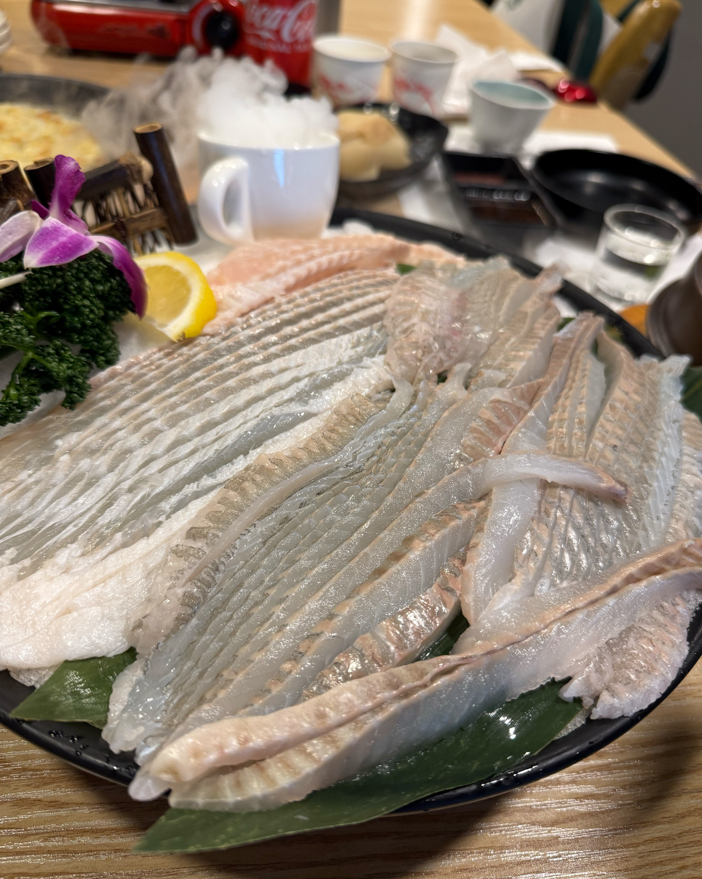 너무 맛있었고 깨끗하고 단체모임하기 좋아요 다음에 또 방문예정입니다 지인들이 너무 좋아했고
