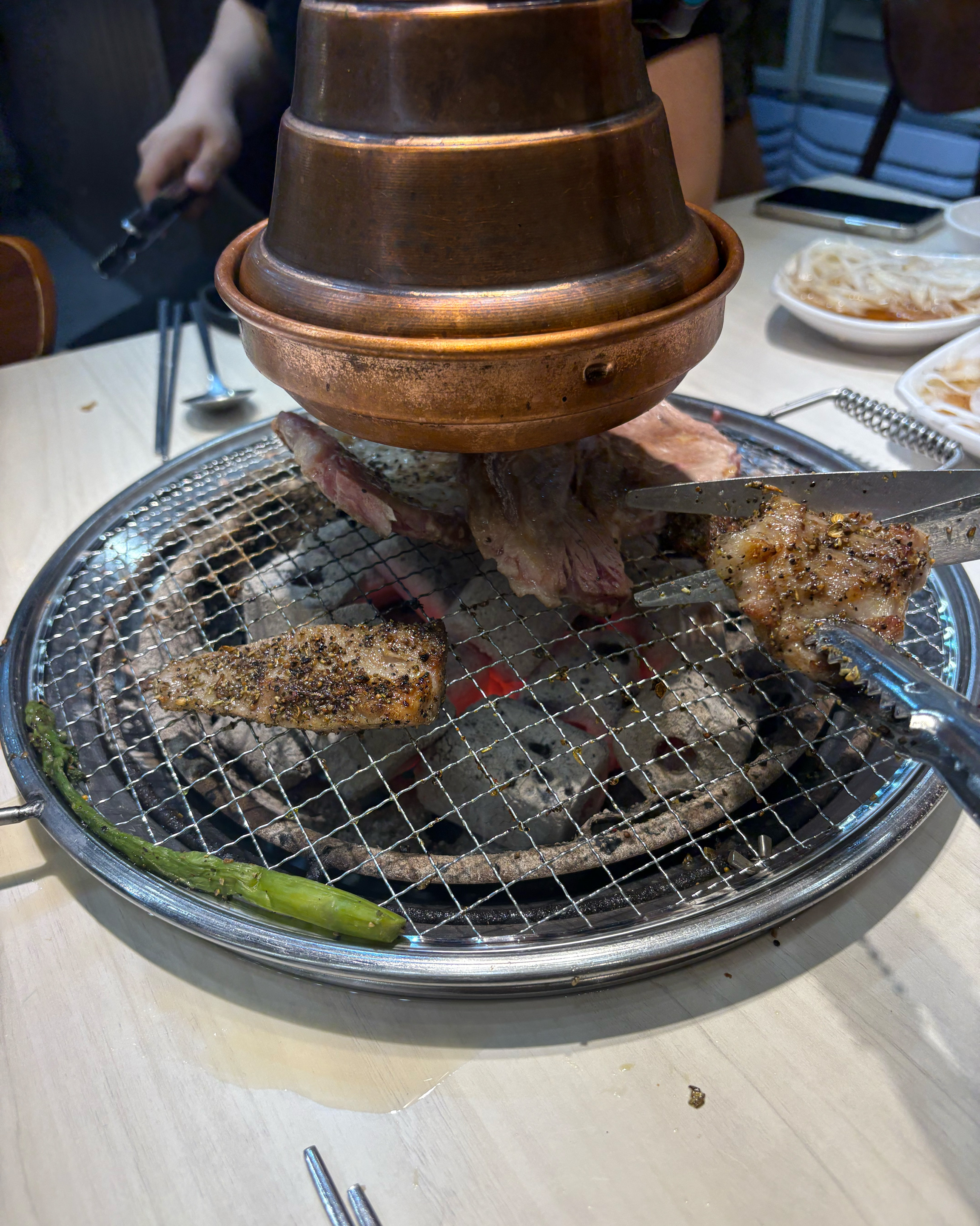 피어싱 끼신 분 너무 친절해여. 고기 맛있게 먹고갑니다 - 봉천동 맛집 명륜진사갈비 봉천현대시장점