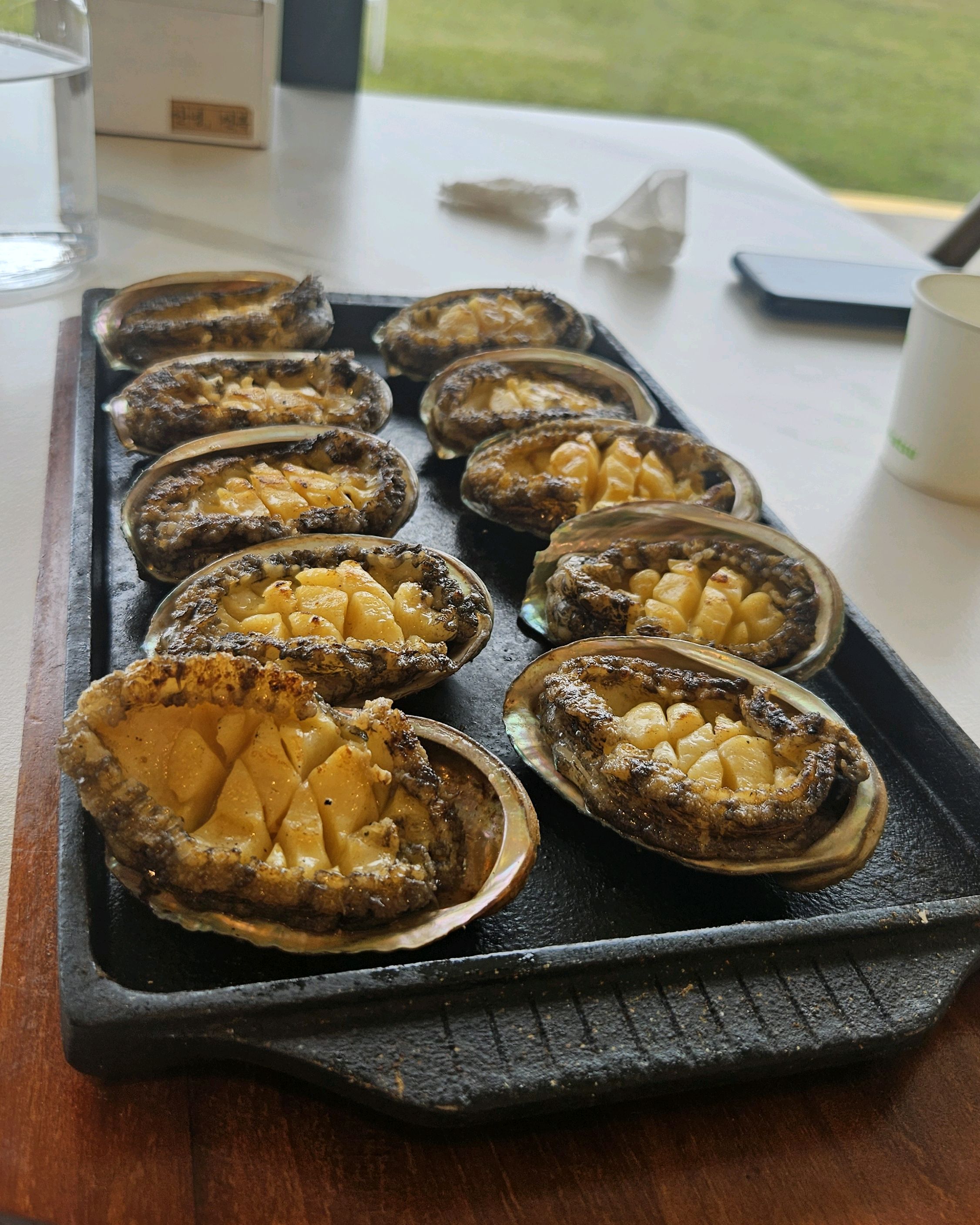 전복을 정말 맛있게 즐기고 가요 - 제주 맛집 안녕전복
