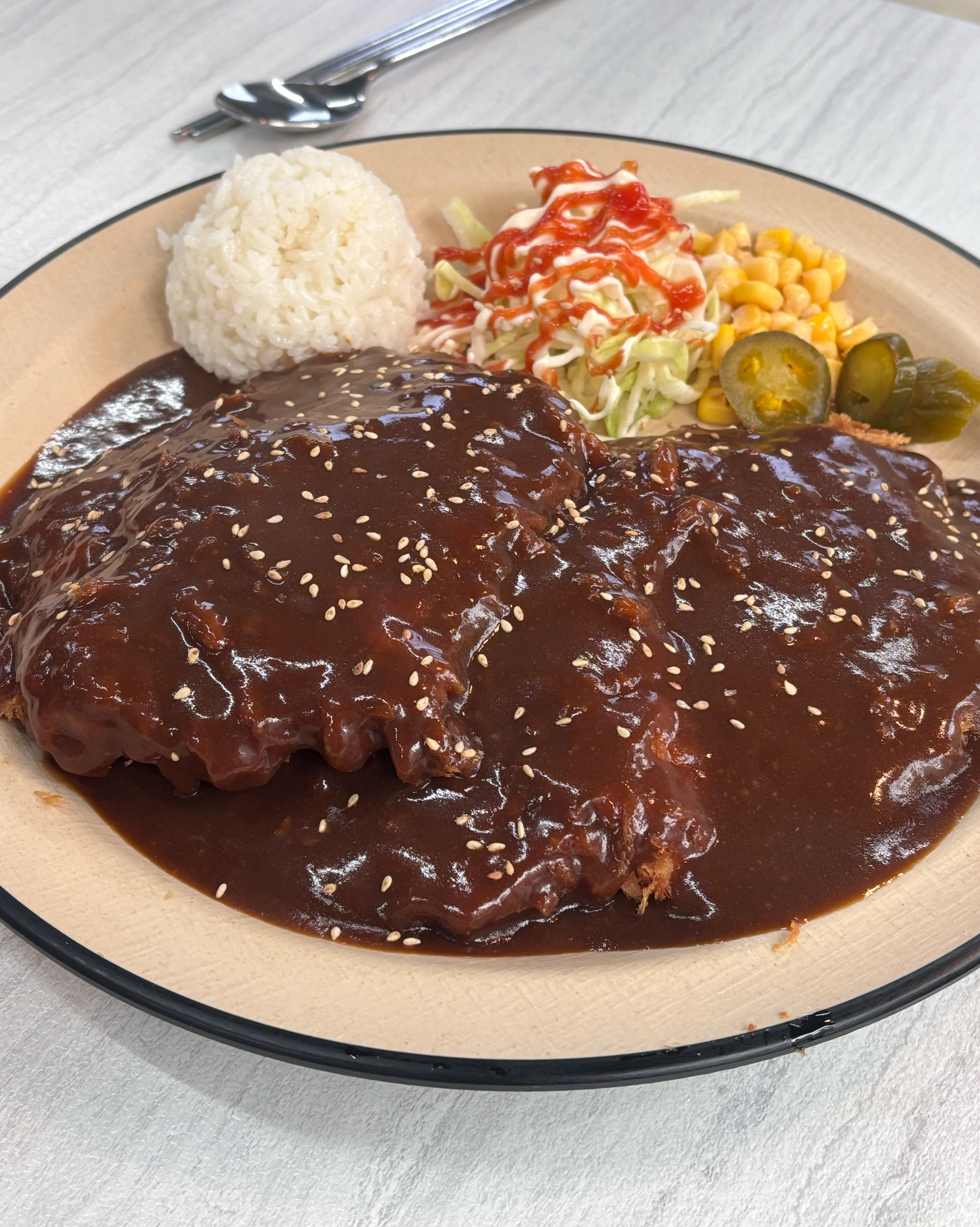 저만의 돈까스 맛집인데 점점 유명해지고 있는 것 같아요~ 저만 알고 싶지만 손님이 많아지면