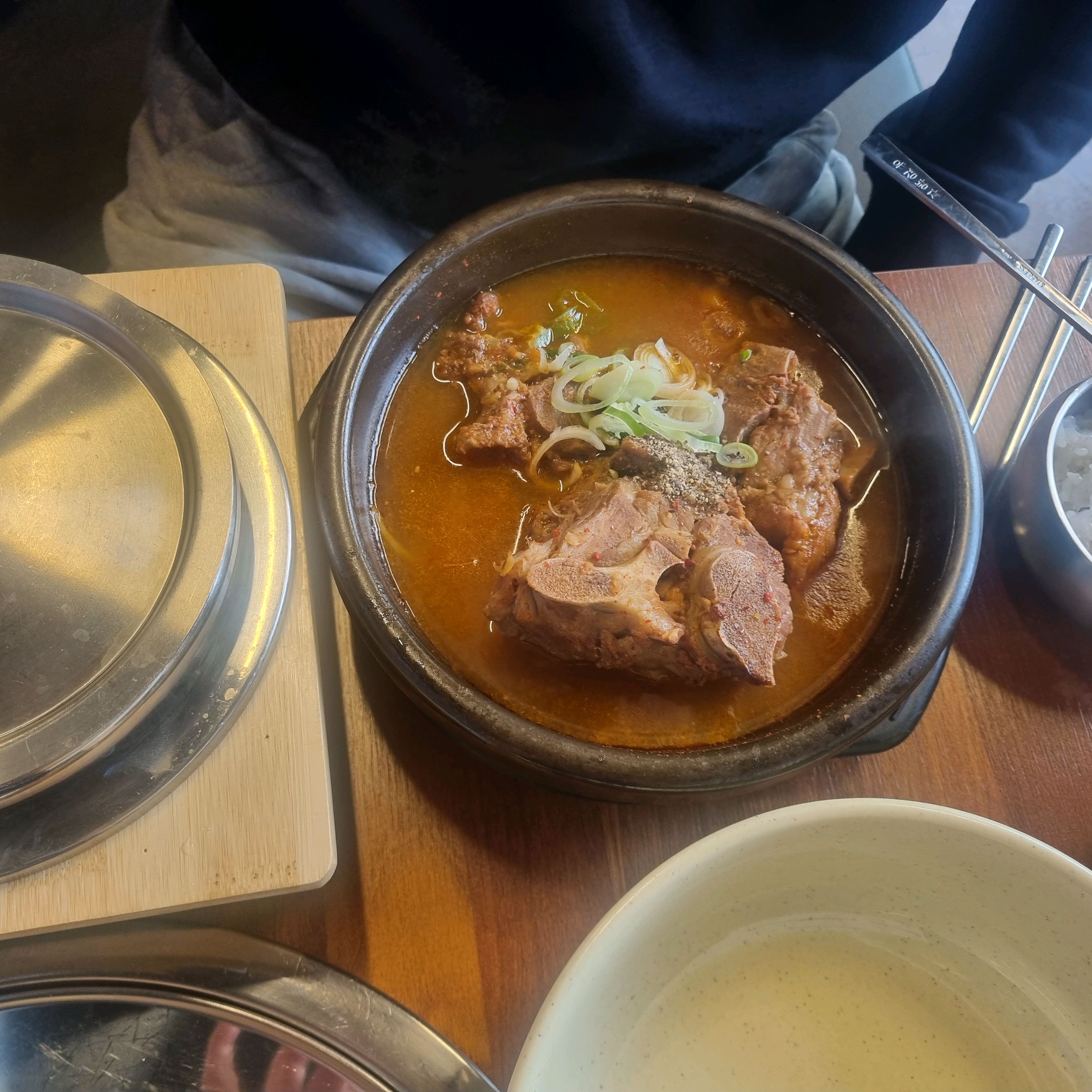 노걸대감자탕 솥밥까지 든든하게 맛보았어요 - 불당동 맛집 노걸대감자탕 불당점