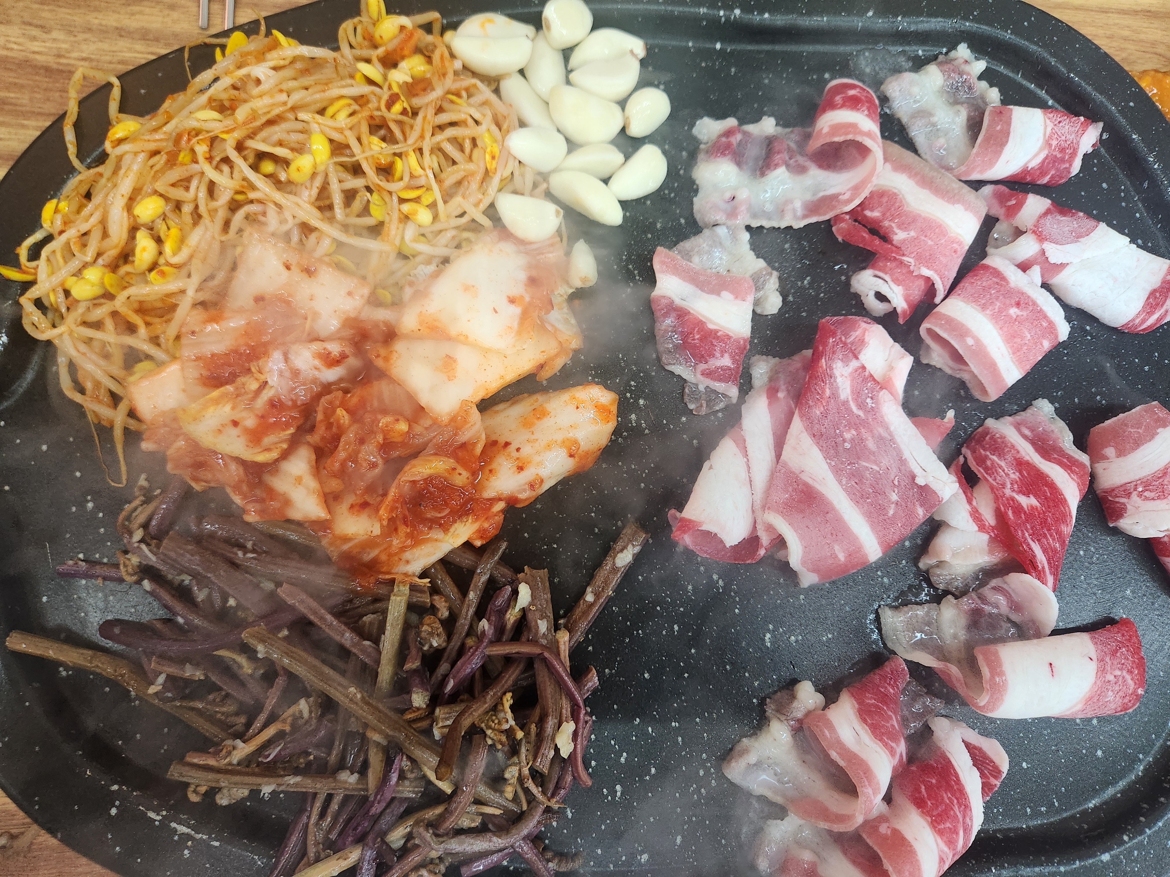 벌써 세번째 방문이에요 - 권선동 맛집 대패미가 3900냥