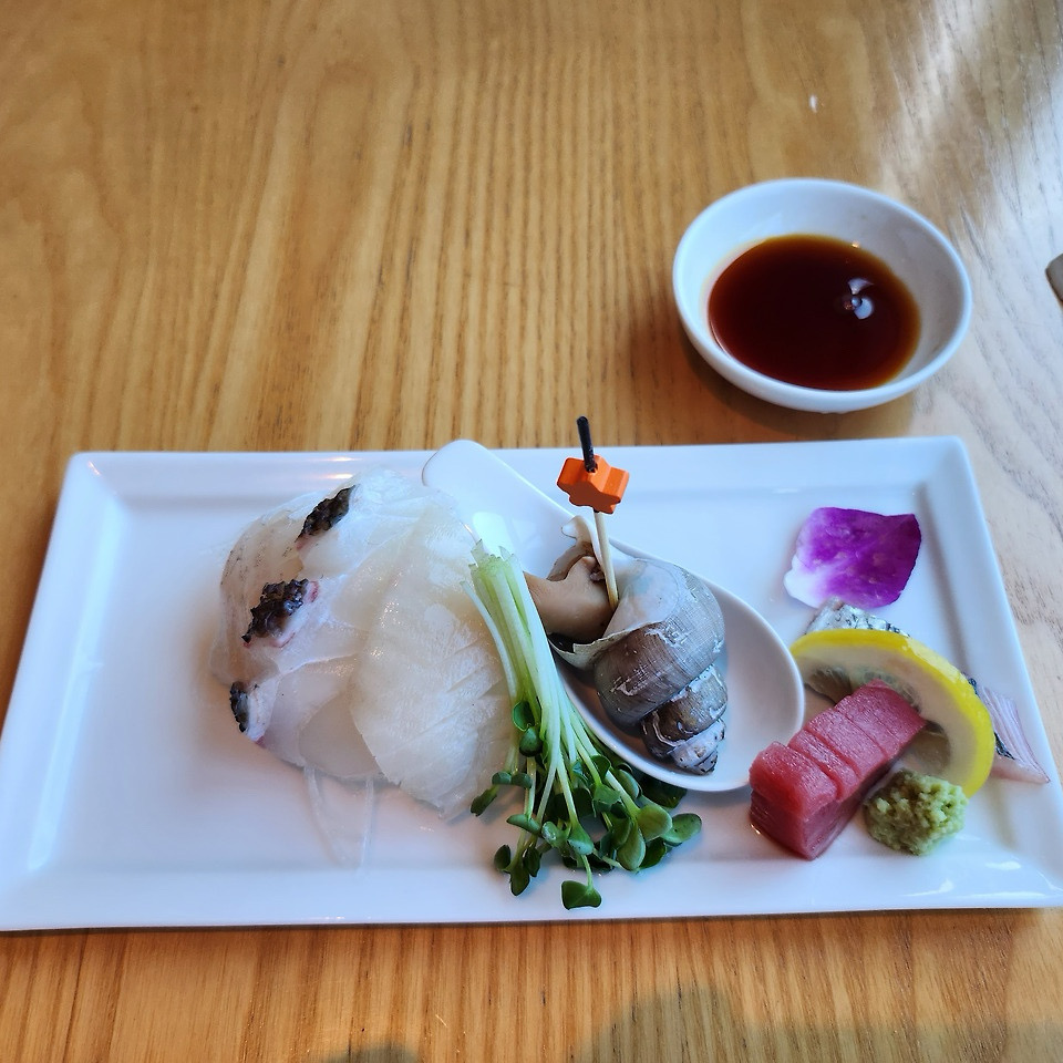 가족 모임.. 맛나고 배부르고 재료도 신선하고 - 여의도 맛집 슈치쿠