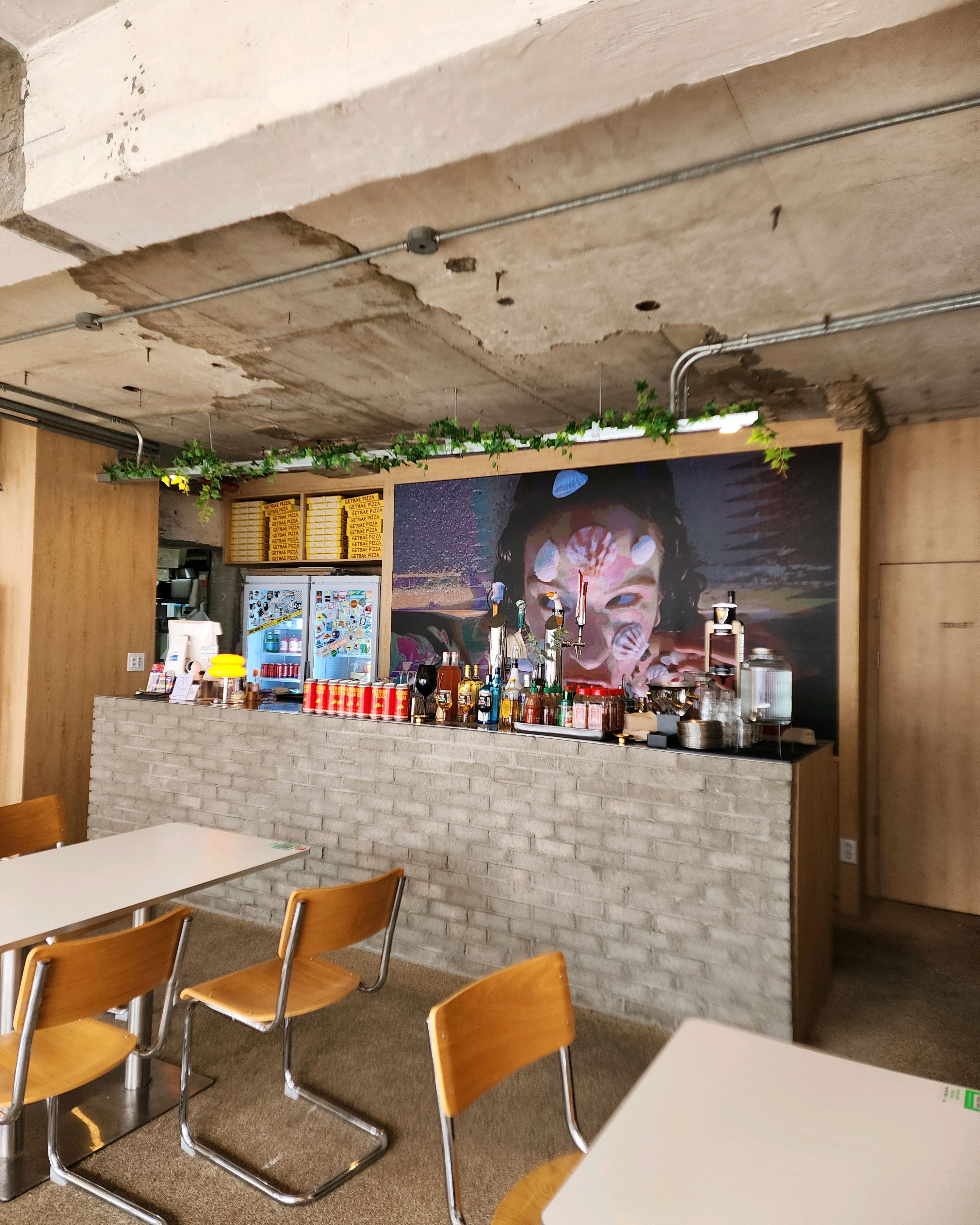 아들이 좋아하는 피자먹으러 갯배피자로 고고~~사장님 잘생기셨는데 엄청 친절하시네요.아들이