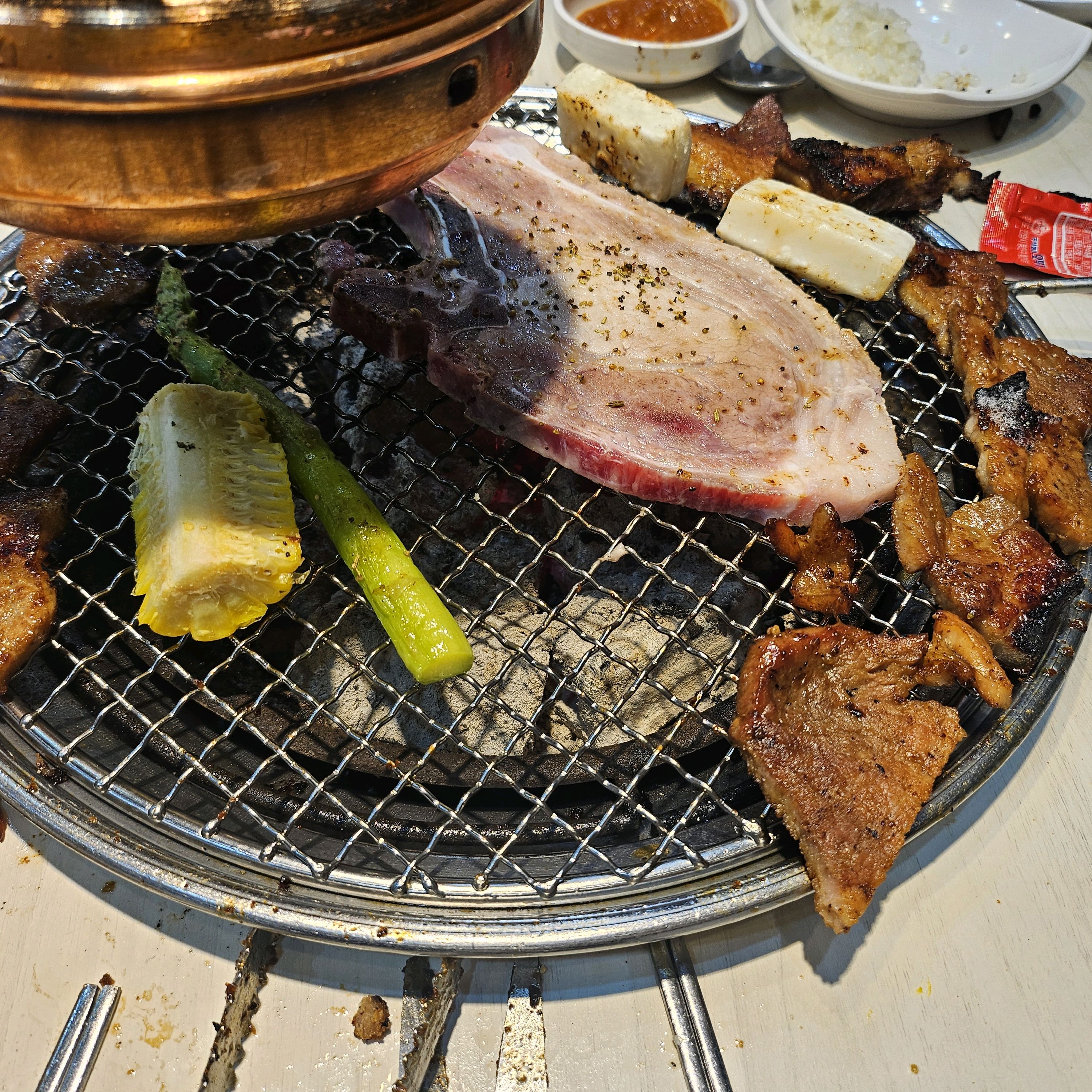집근처 맛있고 가성비 좋은 고깃집이 있어서 좋아요~더가까운곳도 몇군데 있지만 일부러 여기만