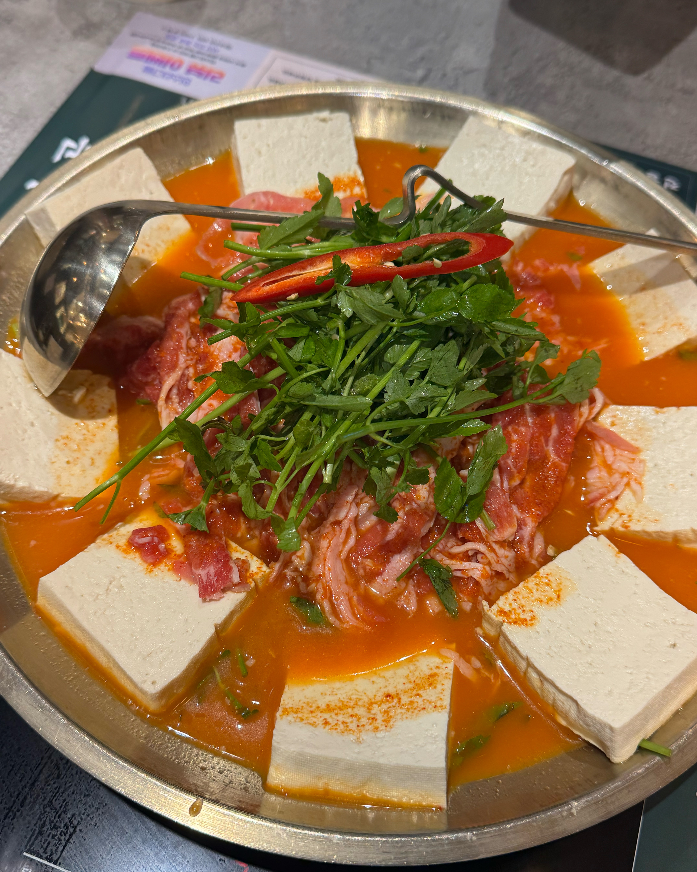 따뜻한 국물생각날때 한식 생각나면 오게되는 곳이에요☺️ 항상 너무 맛잇게 먹고 여긴 김치